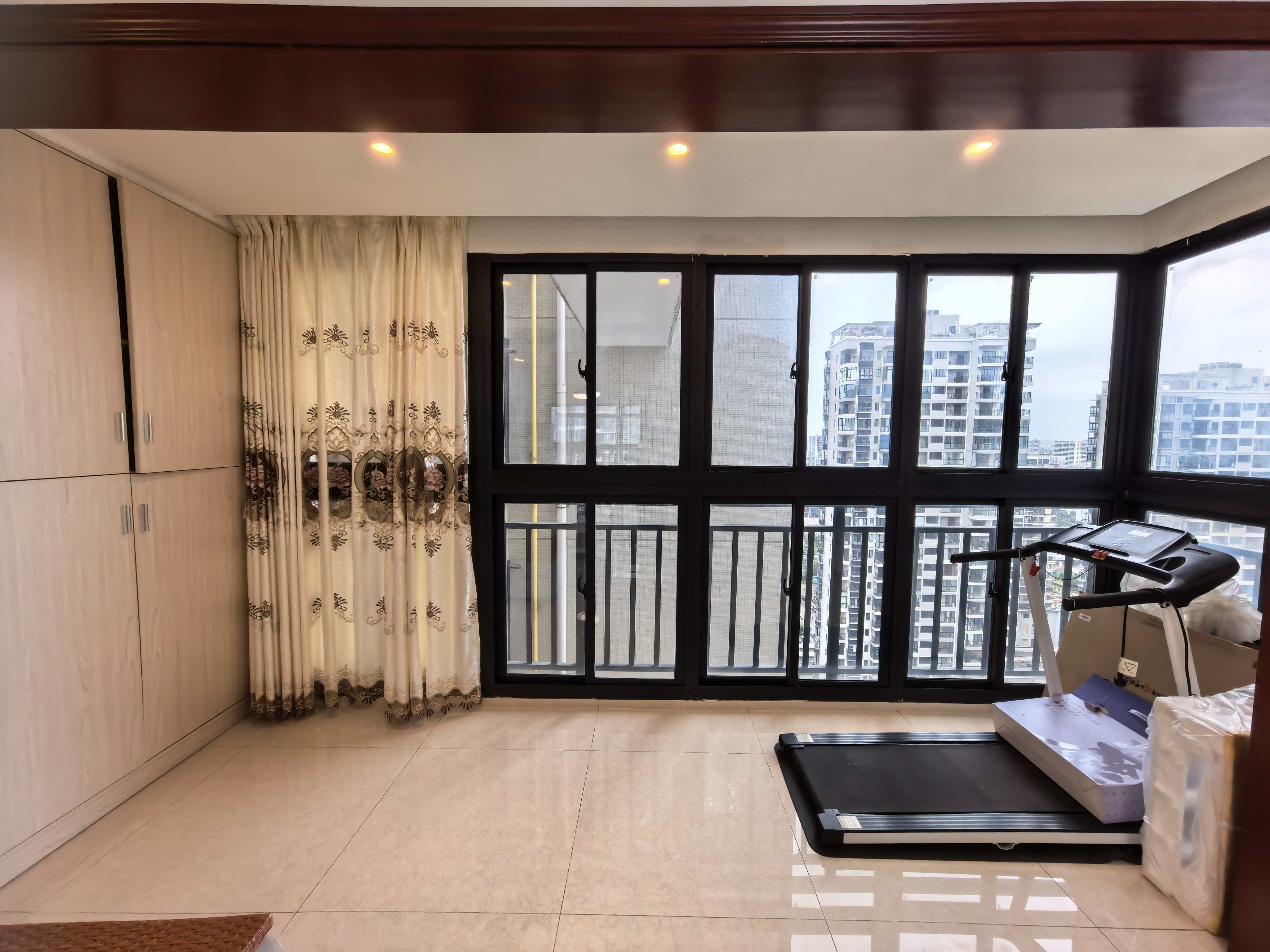 盛达景都三期  3室2厅2卫    3500.0元/月室内图