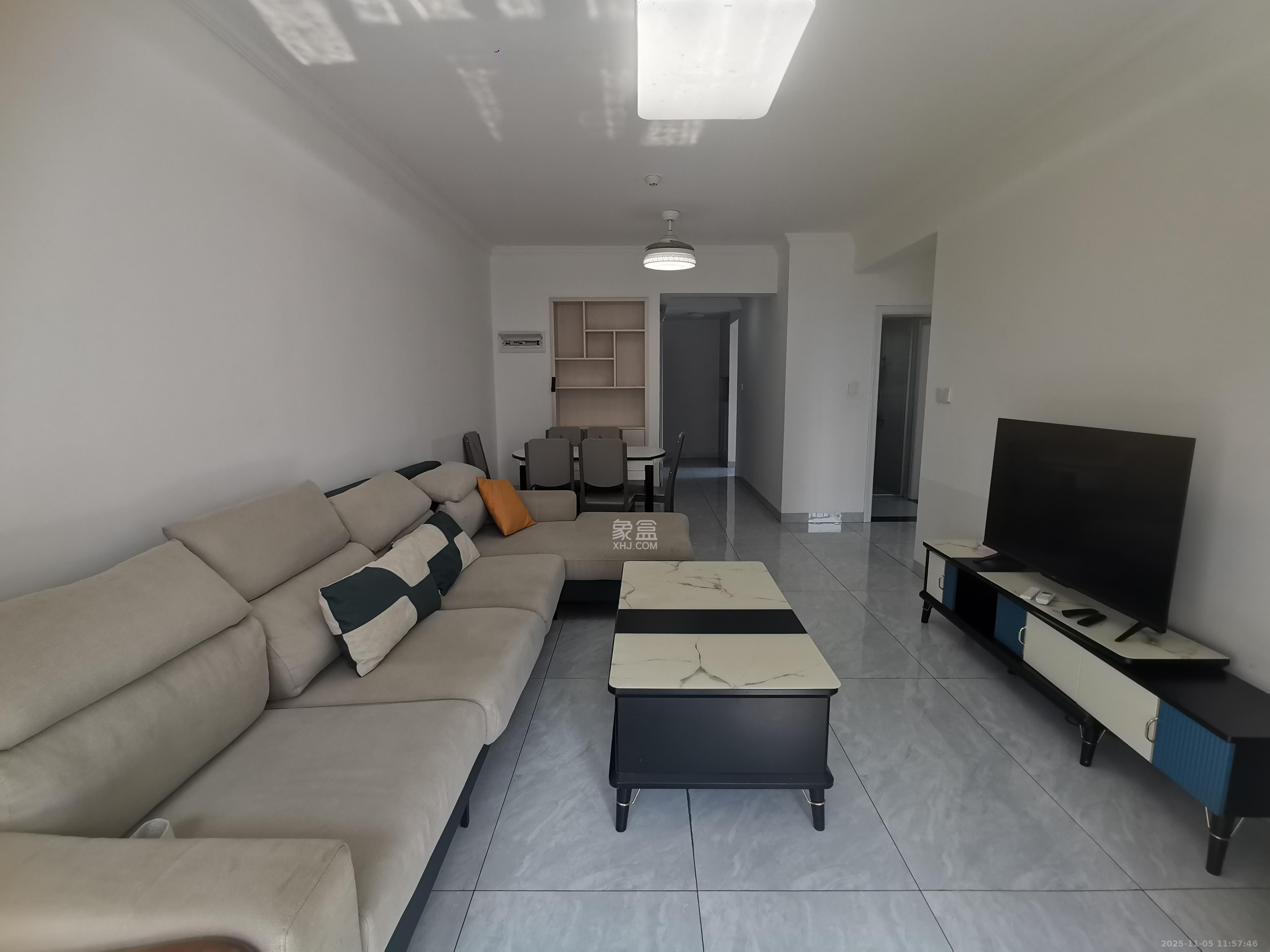 明发阅江悦府 3室2厅1卫 2200.0元/月 明发阅江悦府 3室2厅1卫 2200.0元/月室内图