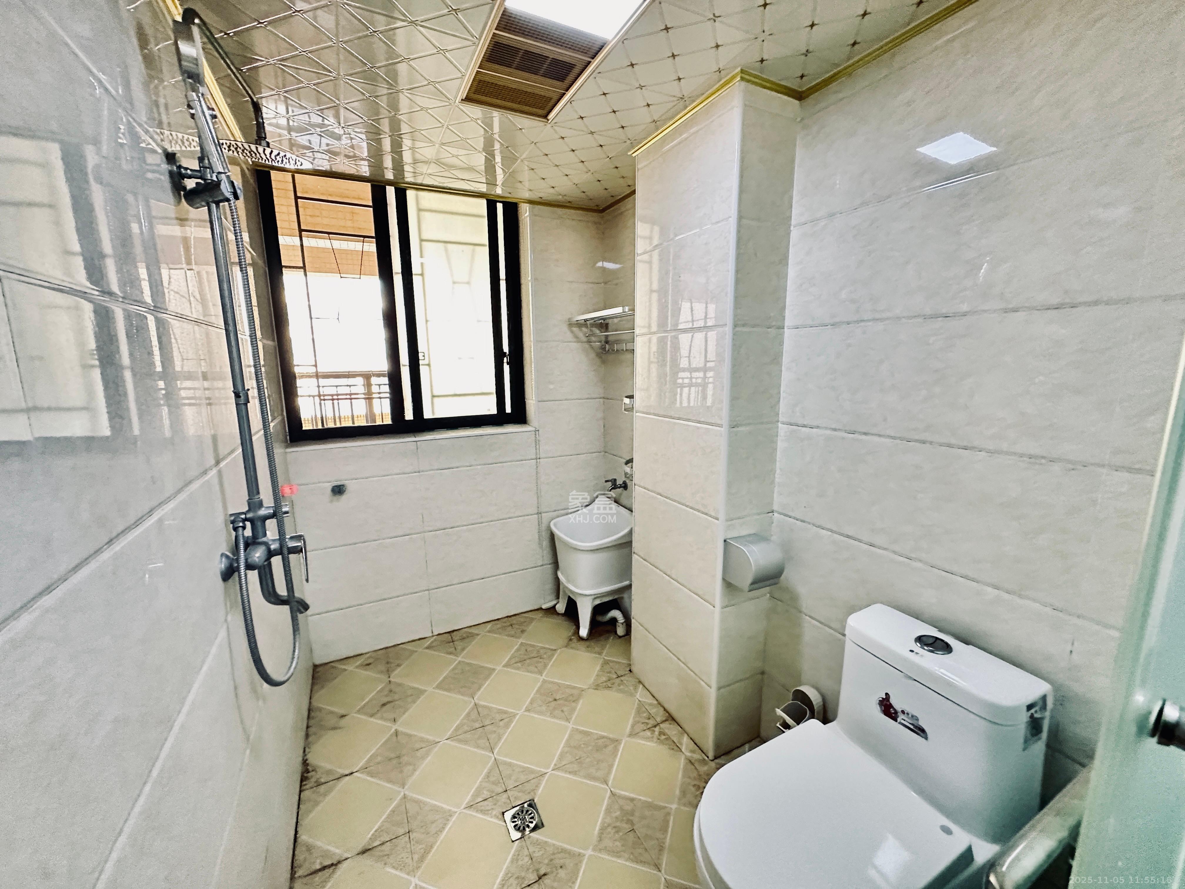 兰亭都荟（璟峰苑）  3室2厅1卫    2700.0元/月室内图