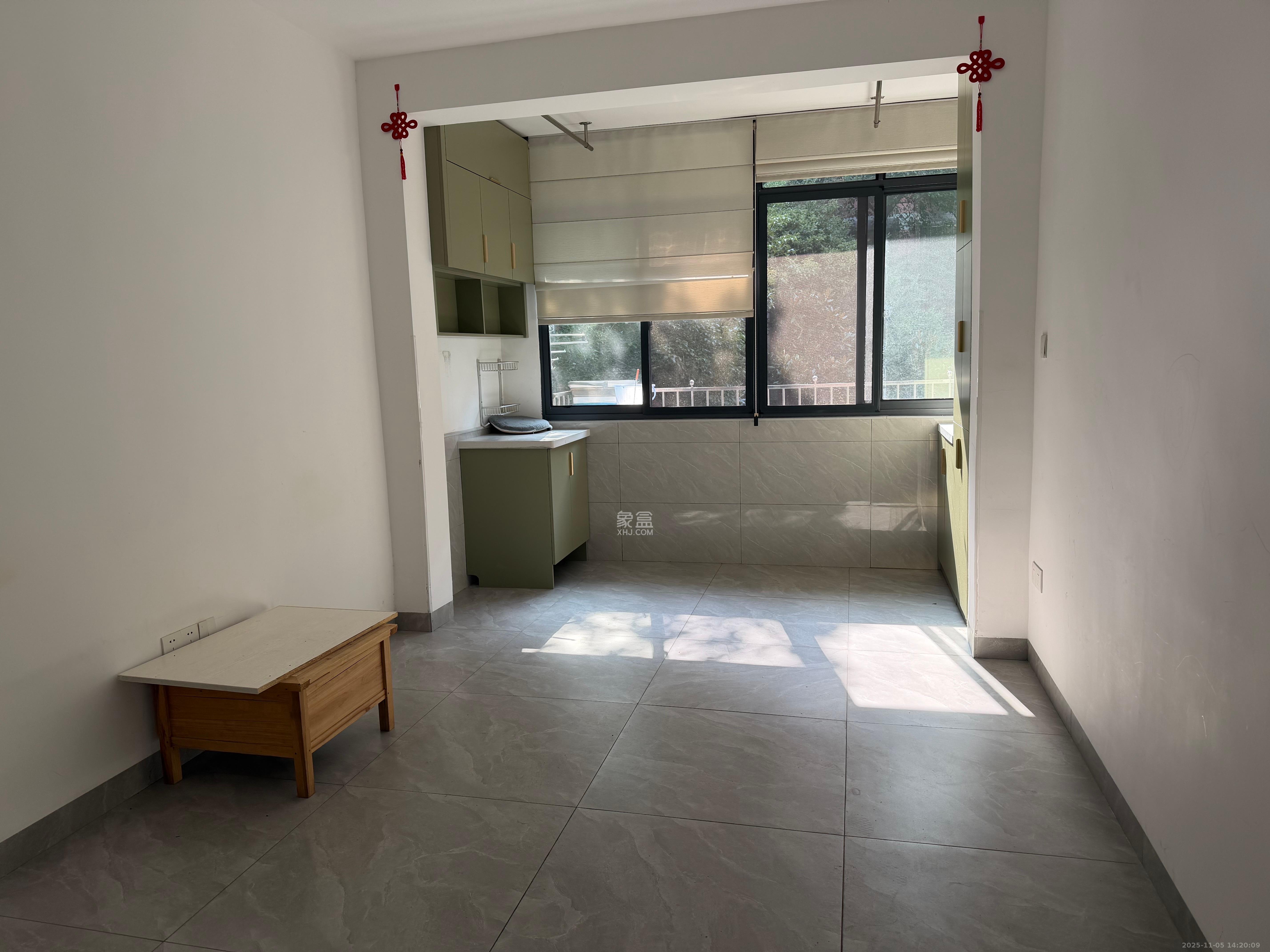 新华园 1室0厅0卫 1900.0元/月 新华园 1室0厅0卫 1900.0元/月室内图