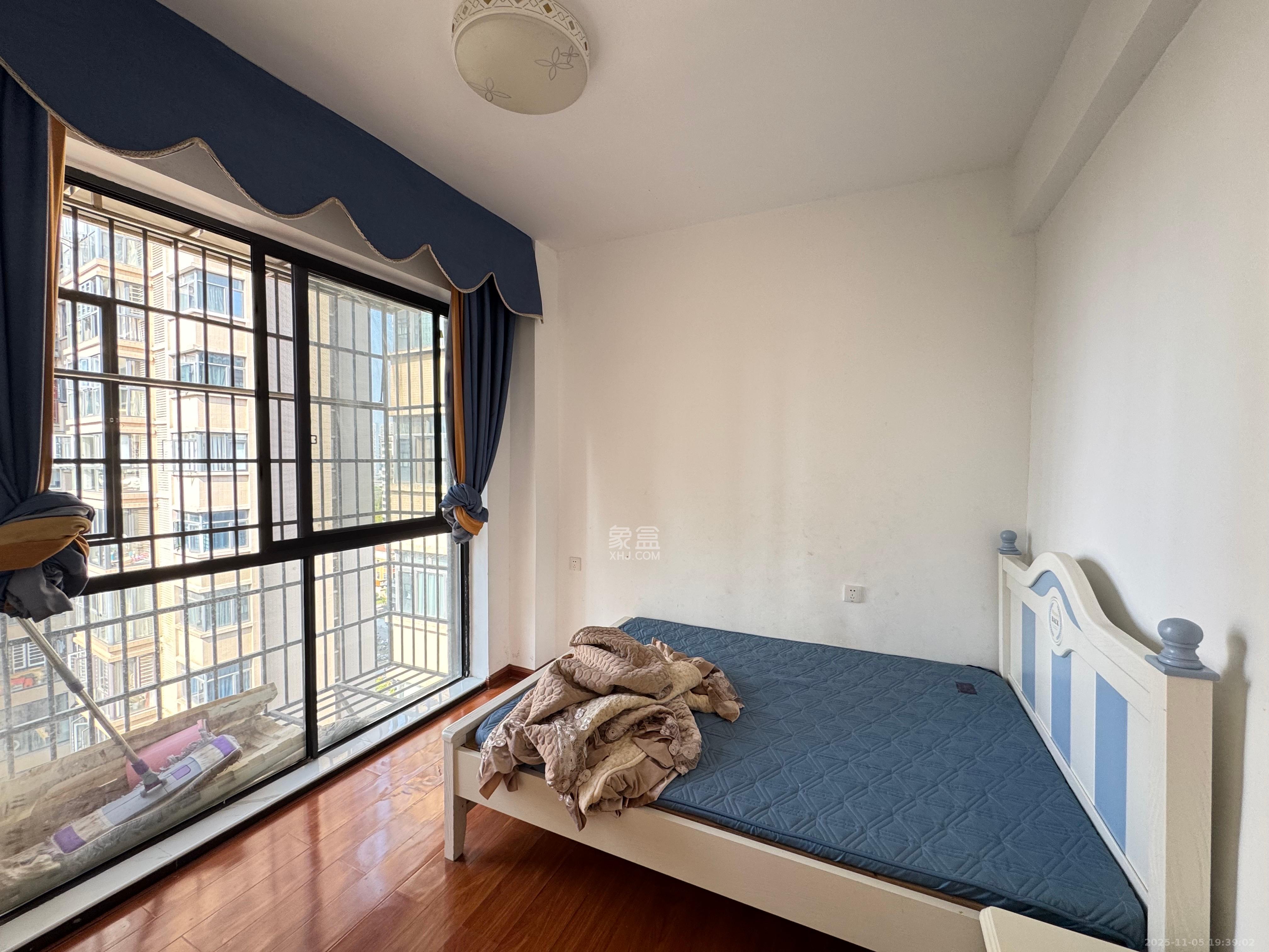 辉煌国际城二期 3室1厅1卫 2500.0元/月 辉煌国际城二期 3室1厅1卫 2500.0元/月室内图