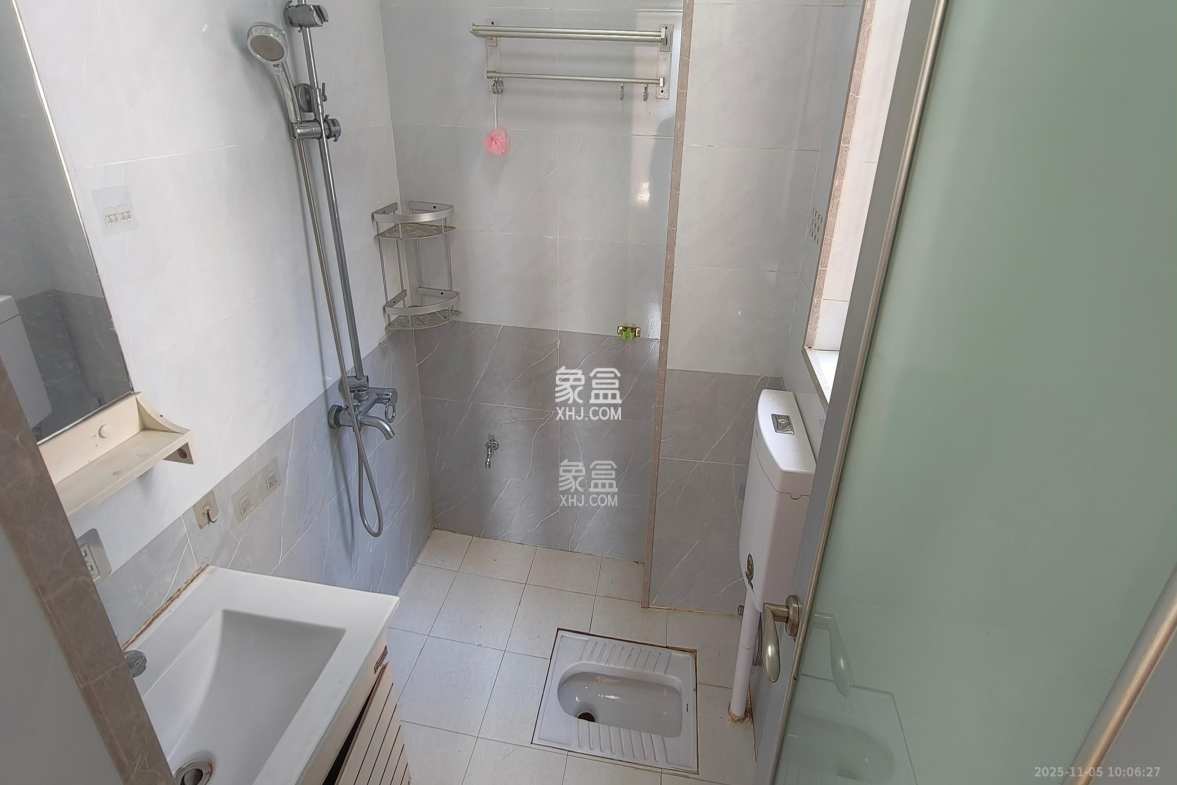 新芙蓉之都 2室2厅1卫 2300.0元/月 新芙蓉之都 2室2厅1卫 2300.0元/月室内图