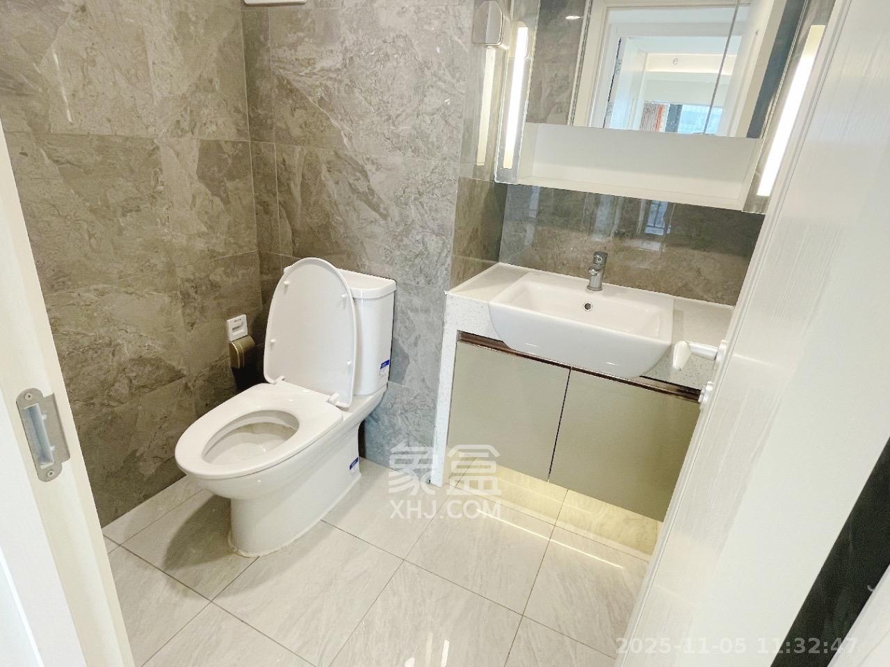 华远华时代  4室1厅2卫    4500.0元/月室内图