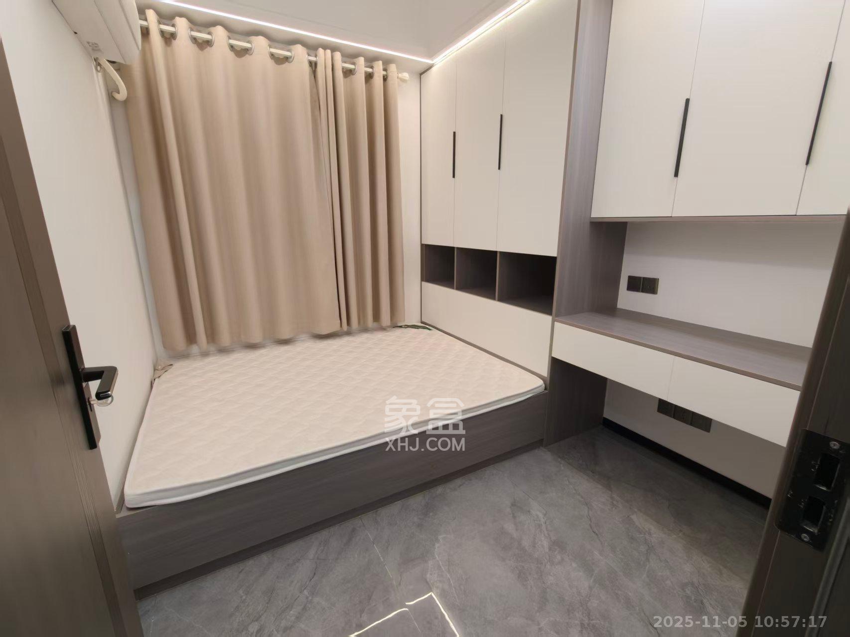 旭辉香樟公馆 3室2厅2卫 3300.0元/月 旭辉香樟公馆 3室2厅2卫 3300.0元/月室内图