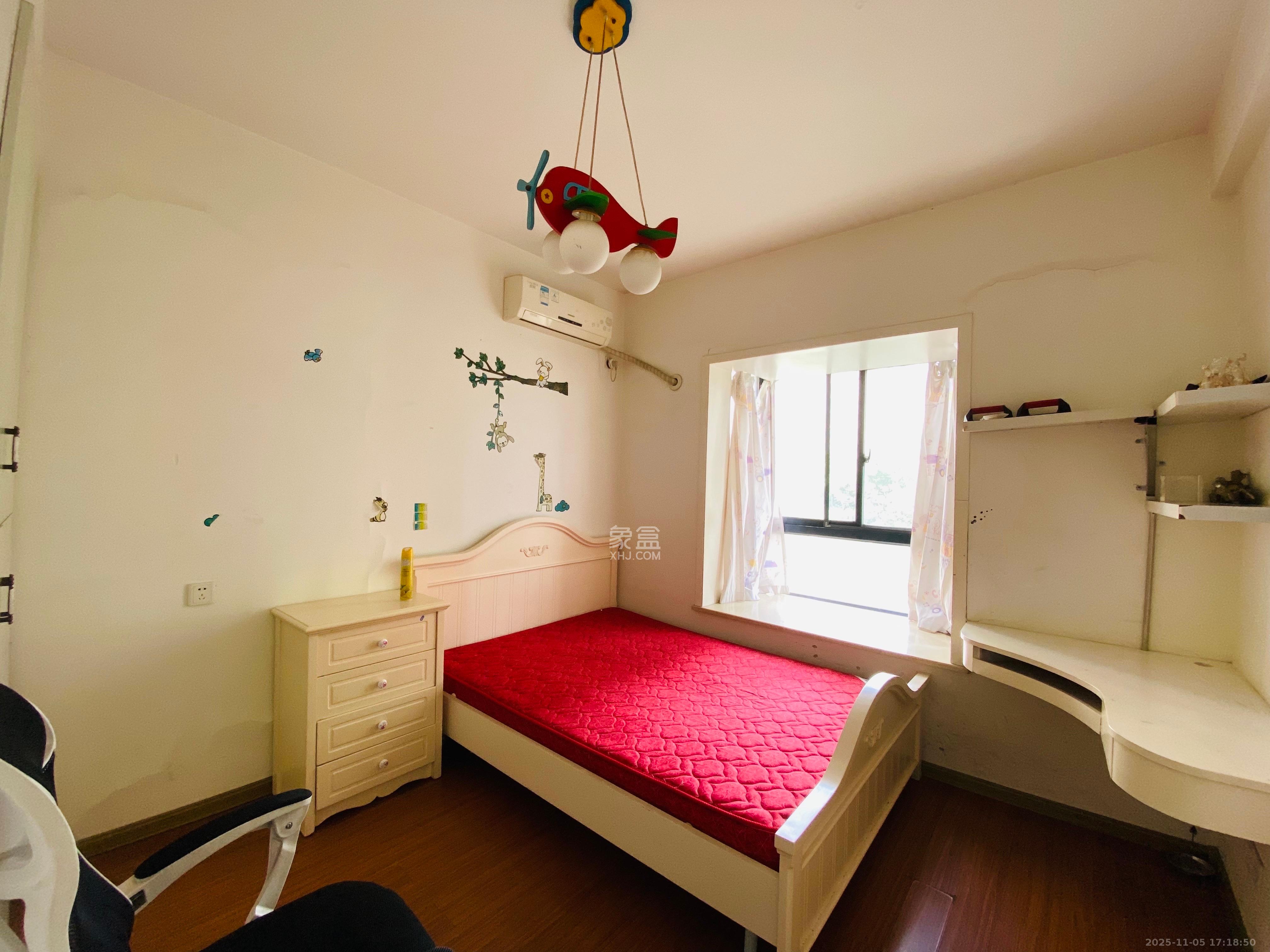 瑞都华庭（华庭美苑）  3室2厅1卫    2400.0元/月室内图