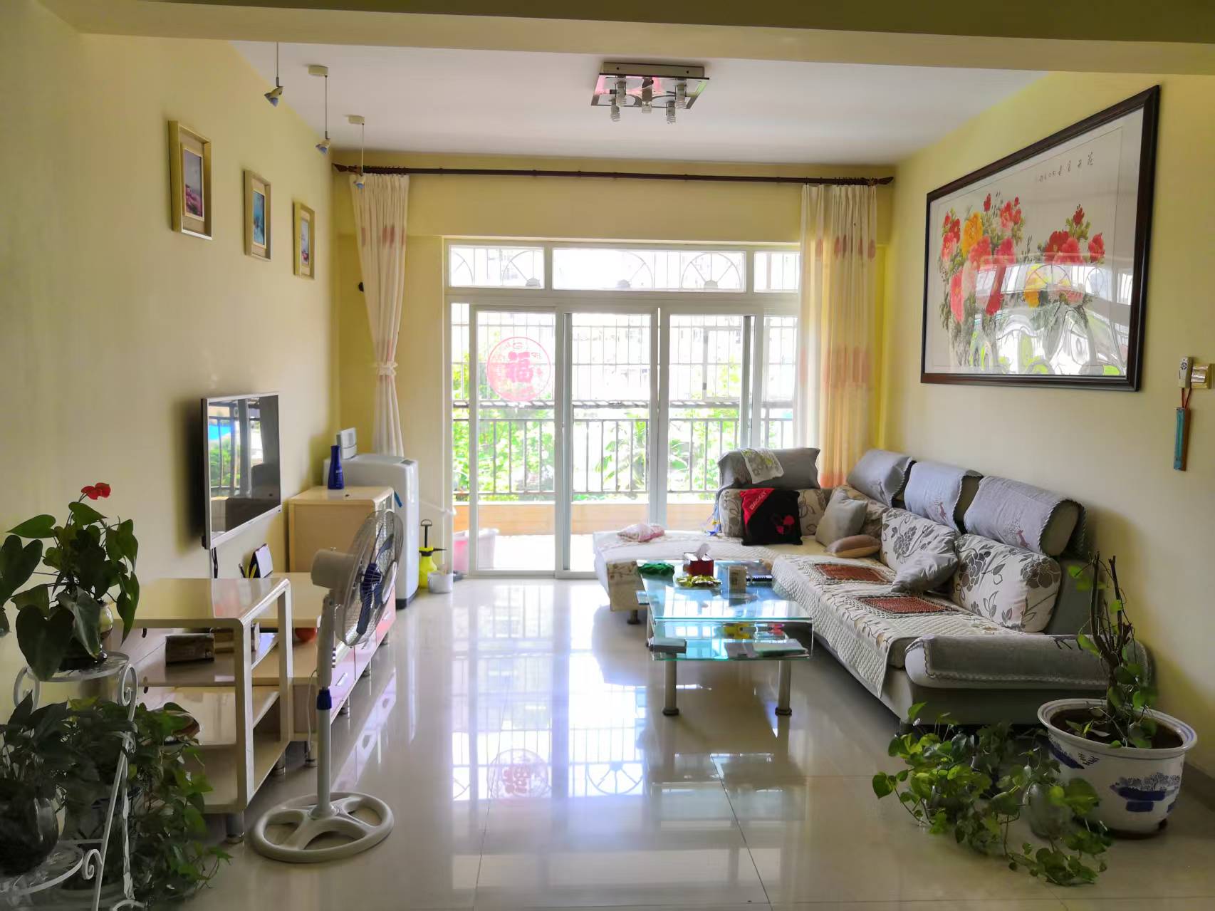 金银广场  3室2厅2卫    2200.0元/月室内图