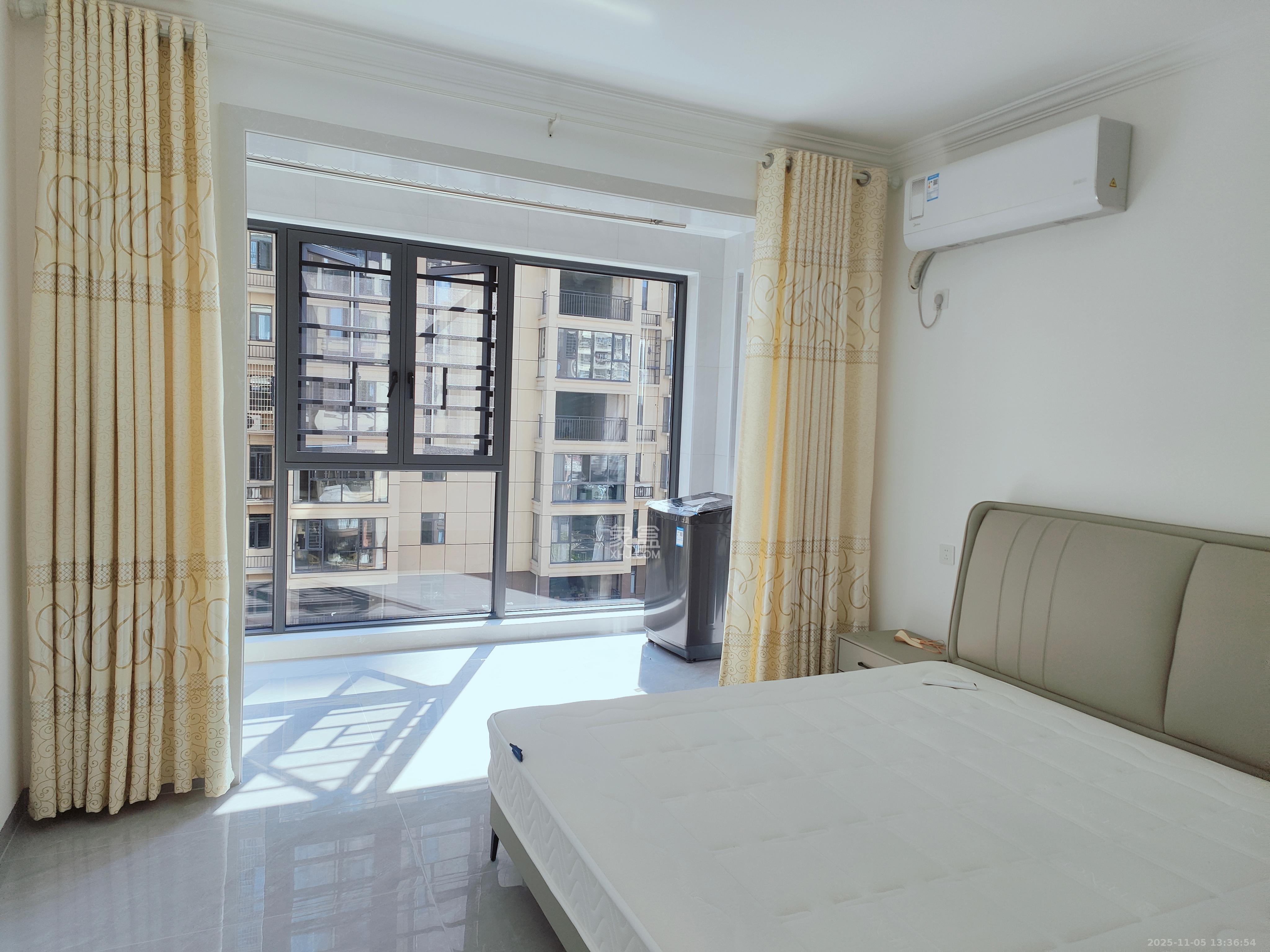 先锋新宇  2室2厅1卫    2400.0元/月室内图