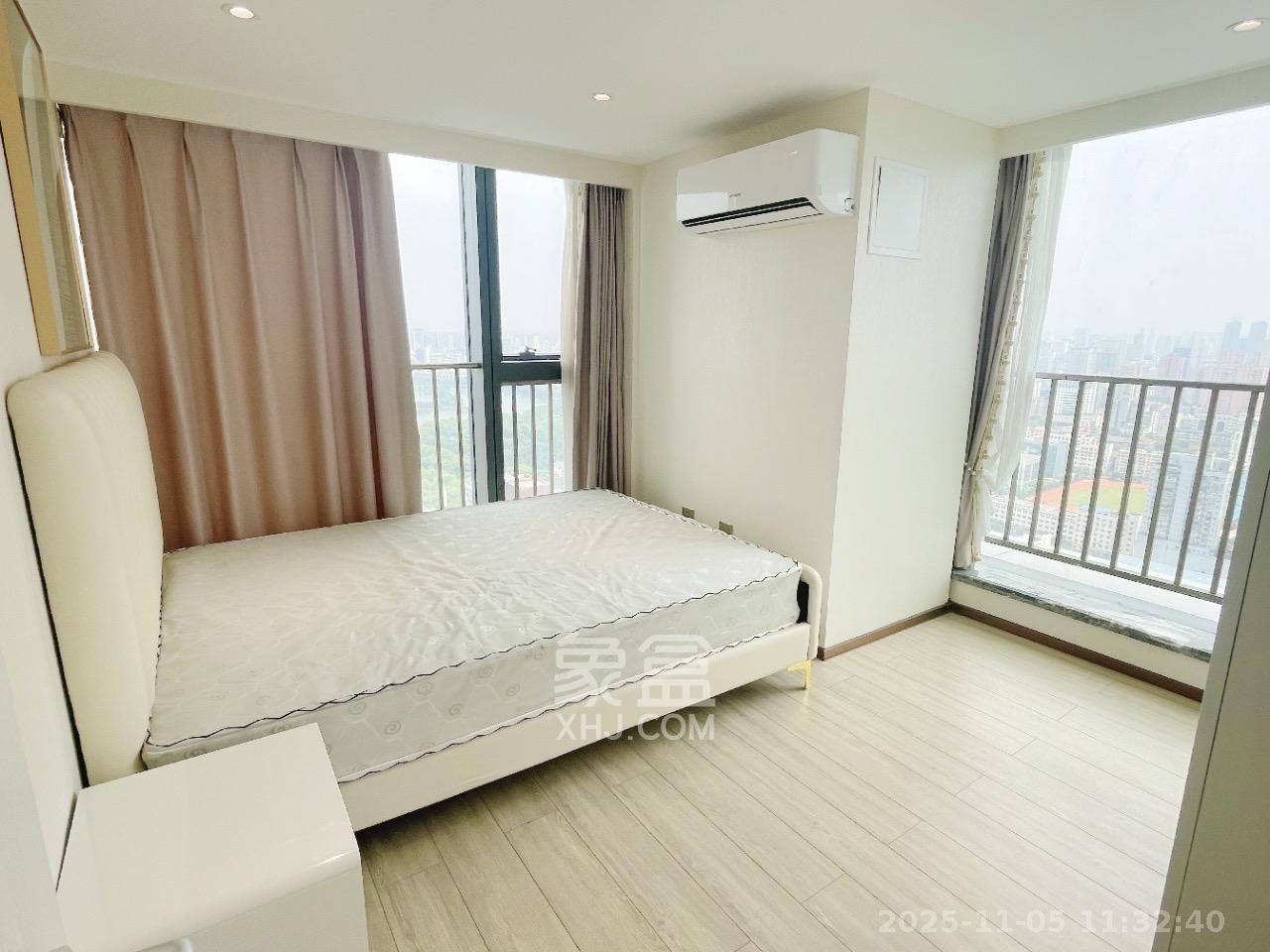 华远华时代 4室1厅2卫 4500.0元/月 华远华时代 4室1厅2卫 4500.0元/月室内图