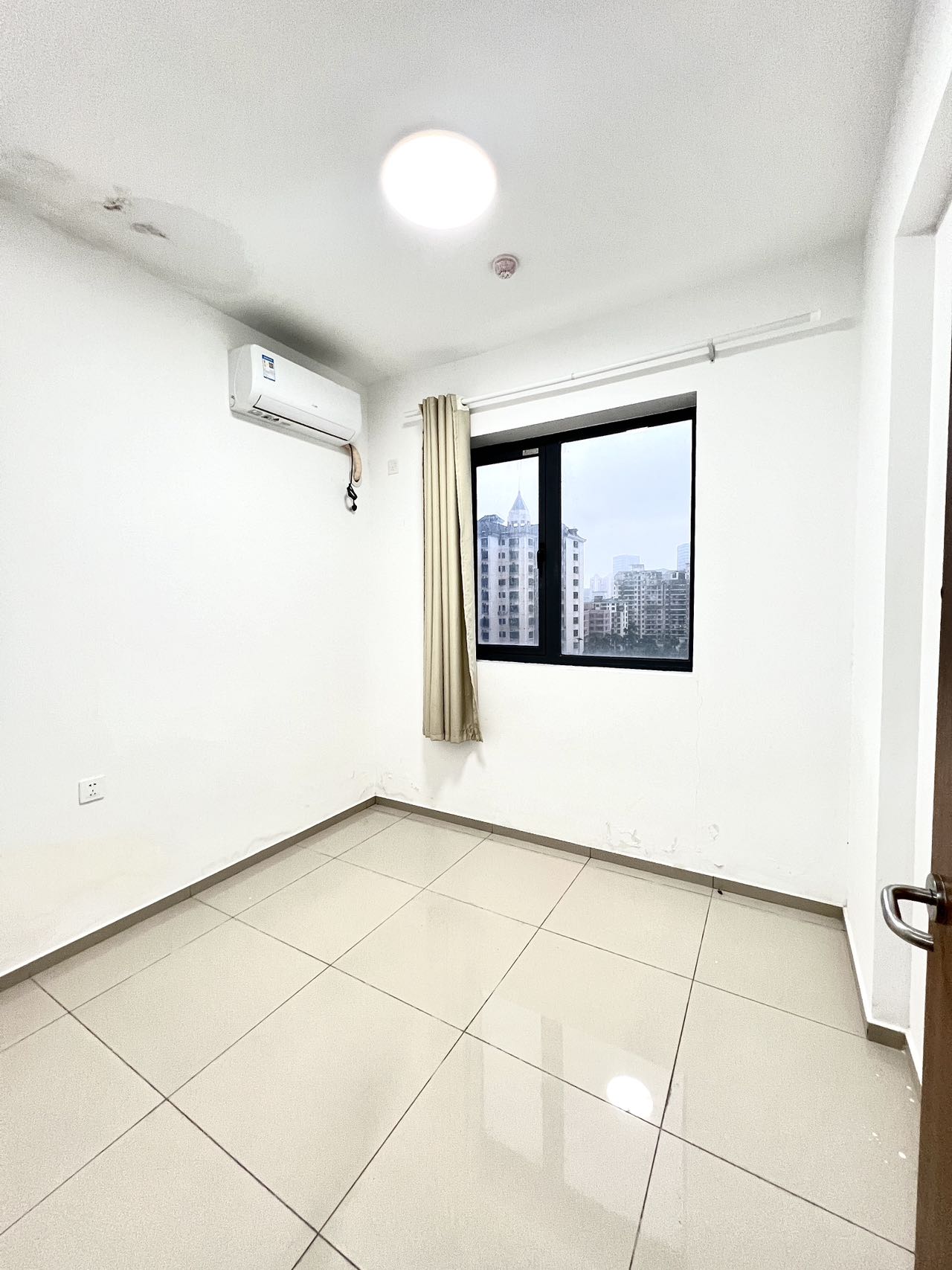 星华海德豪庭 3室2厅2卫 2700.0元/月 星华海德豪庭 3室2厅2卫 2700.0元/月室内图