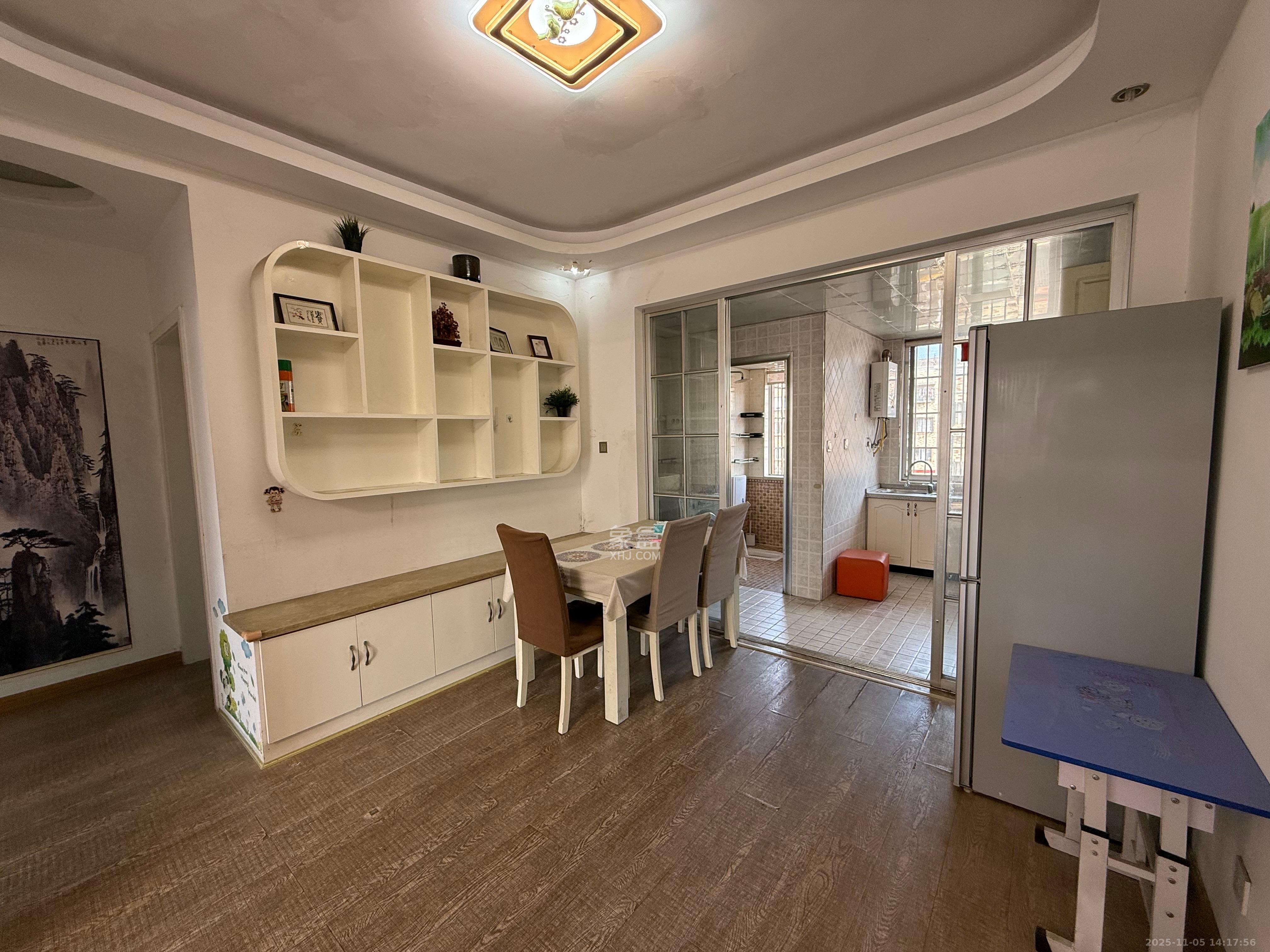 星沙商业步行街 1室2厅1卫 1700.0元/月 星沙商业步行街 1室2厅1卫 1700.0元/月室内图