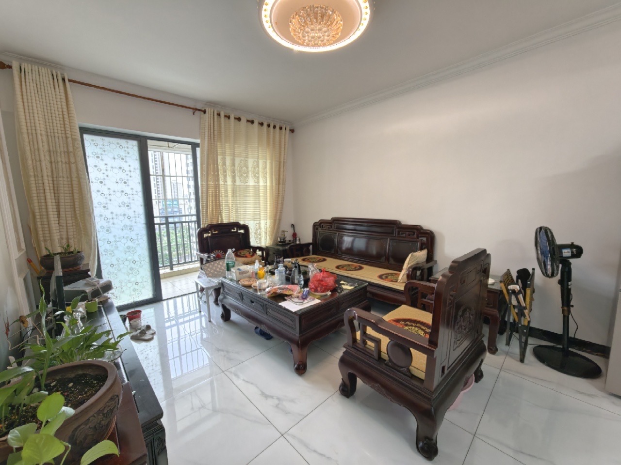 美丽华居 3室2厅1卫 129.8万 美丽华居 3室2厅1卫 129.8万客厅