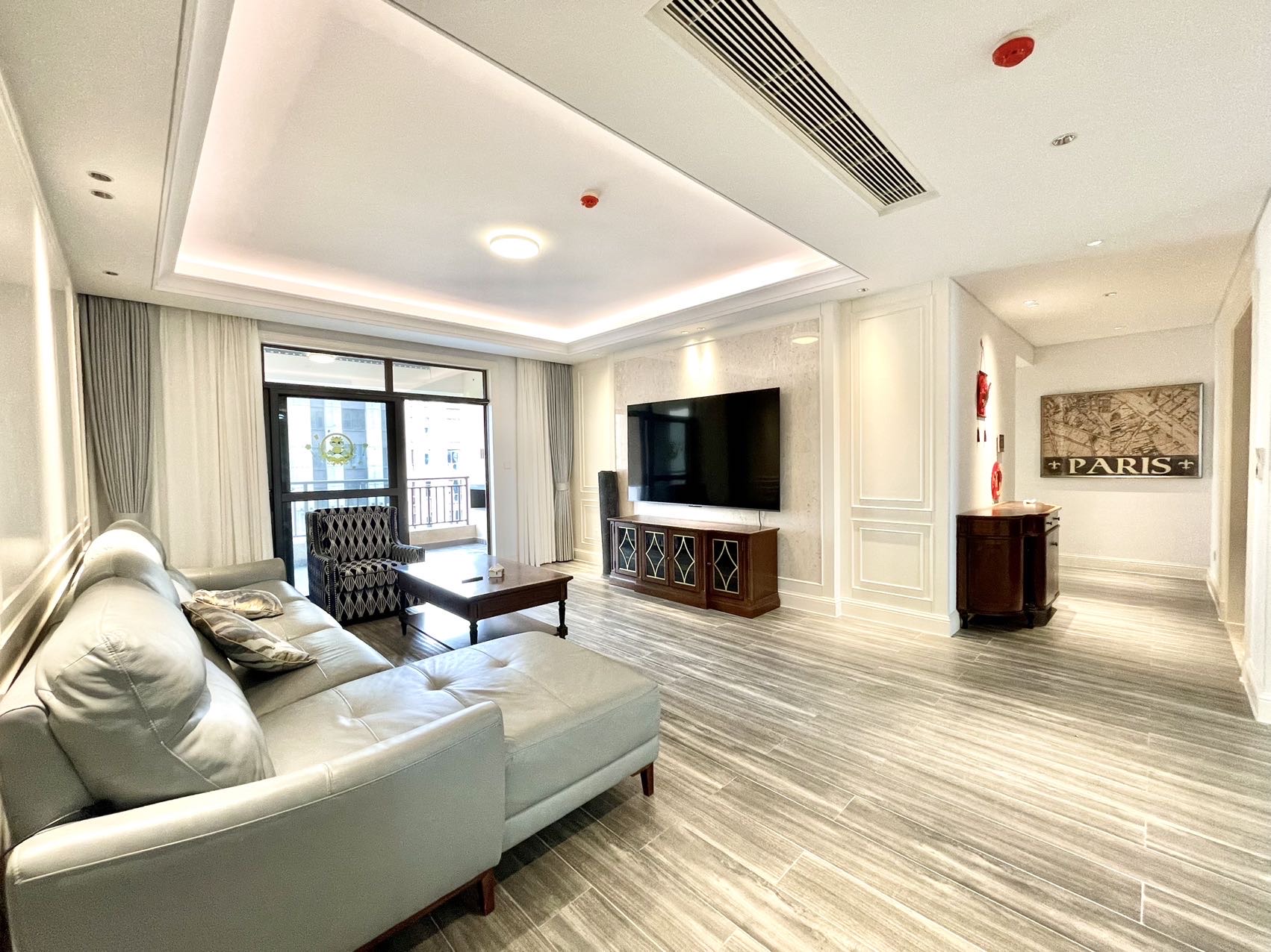 海航豪庭北苑  5室2厅4卫    9500.0元/月室内图