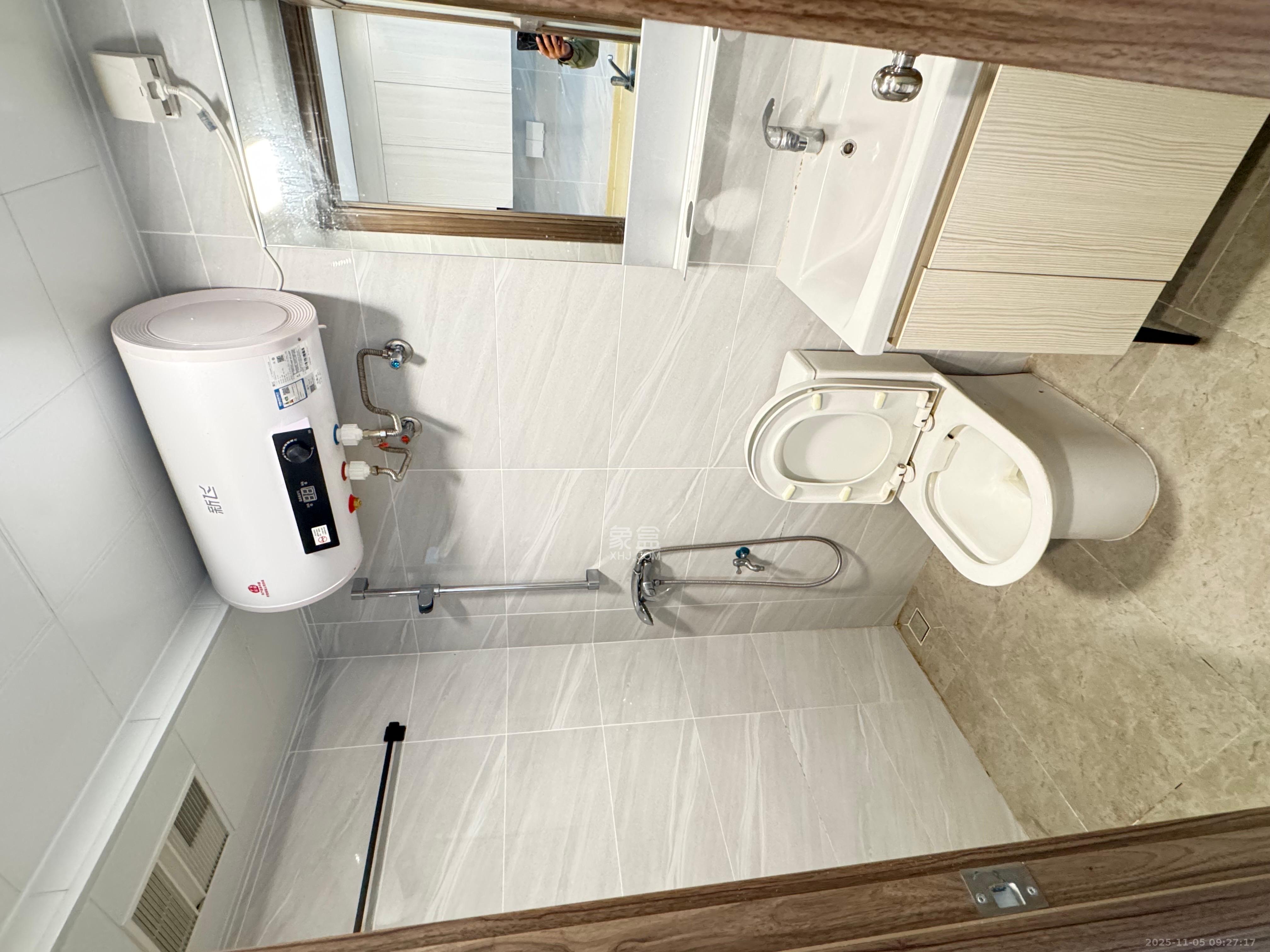 新长海漓湘悦  1室1厅1卫    1200.0元/月室内图