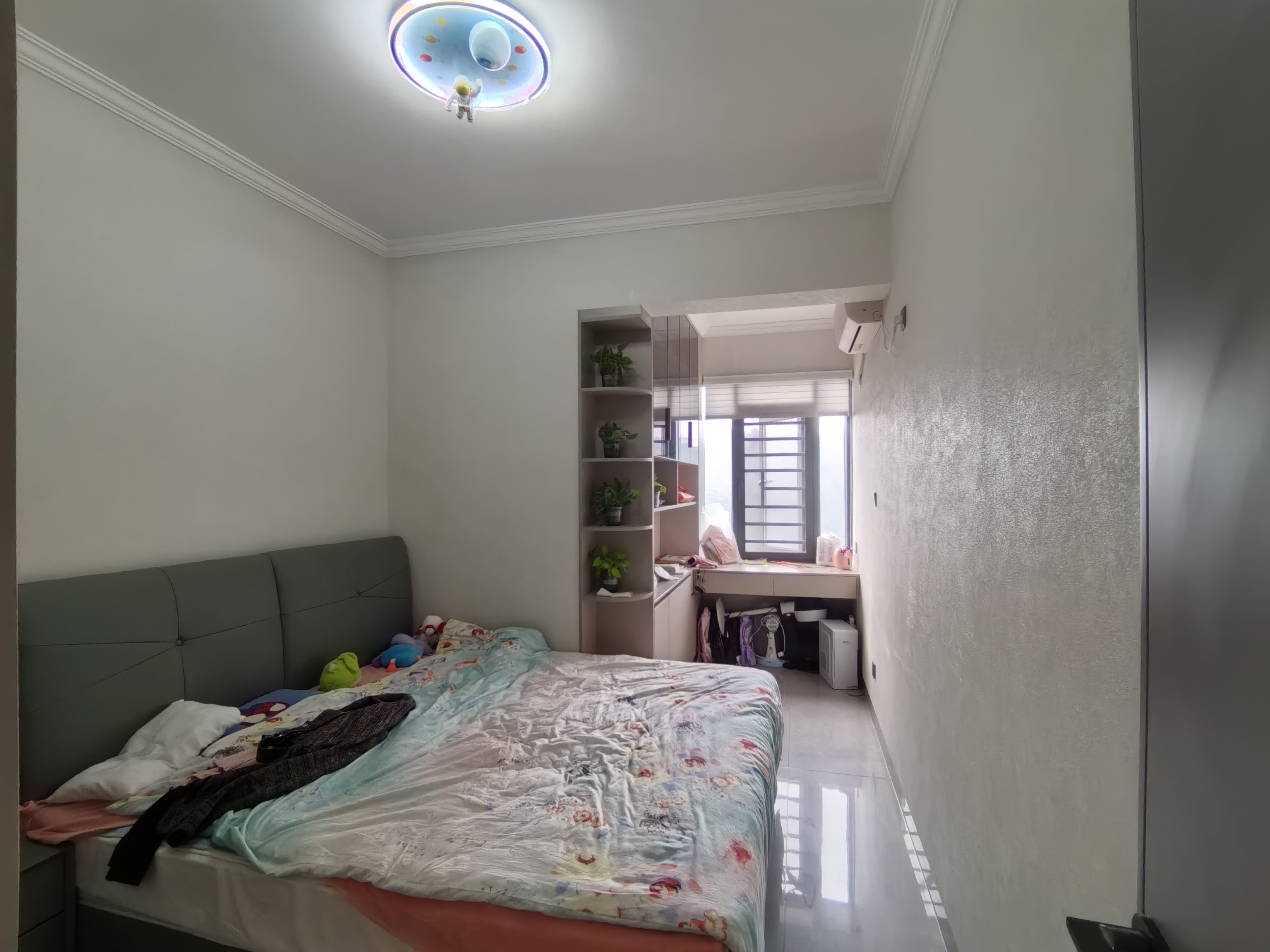 德桂园书香苑  1室0厅0卫    79.8万卧室