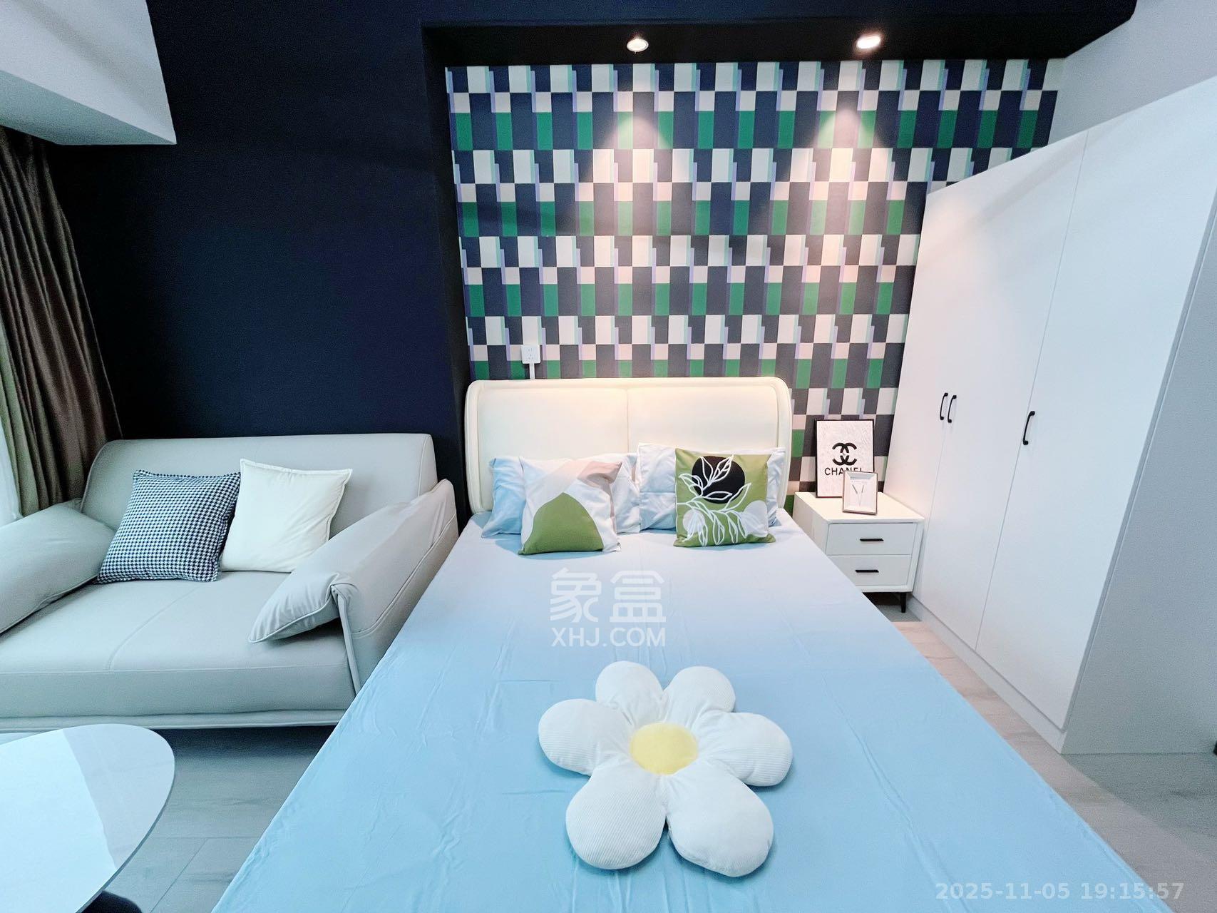 华润置地中心  1室1厅1卫    2700.0元/月室内图