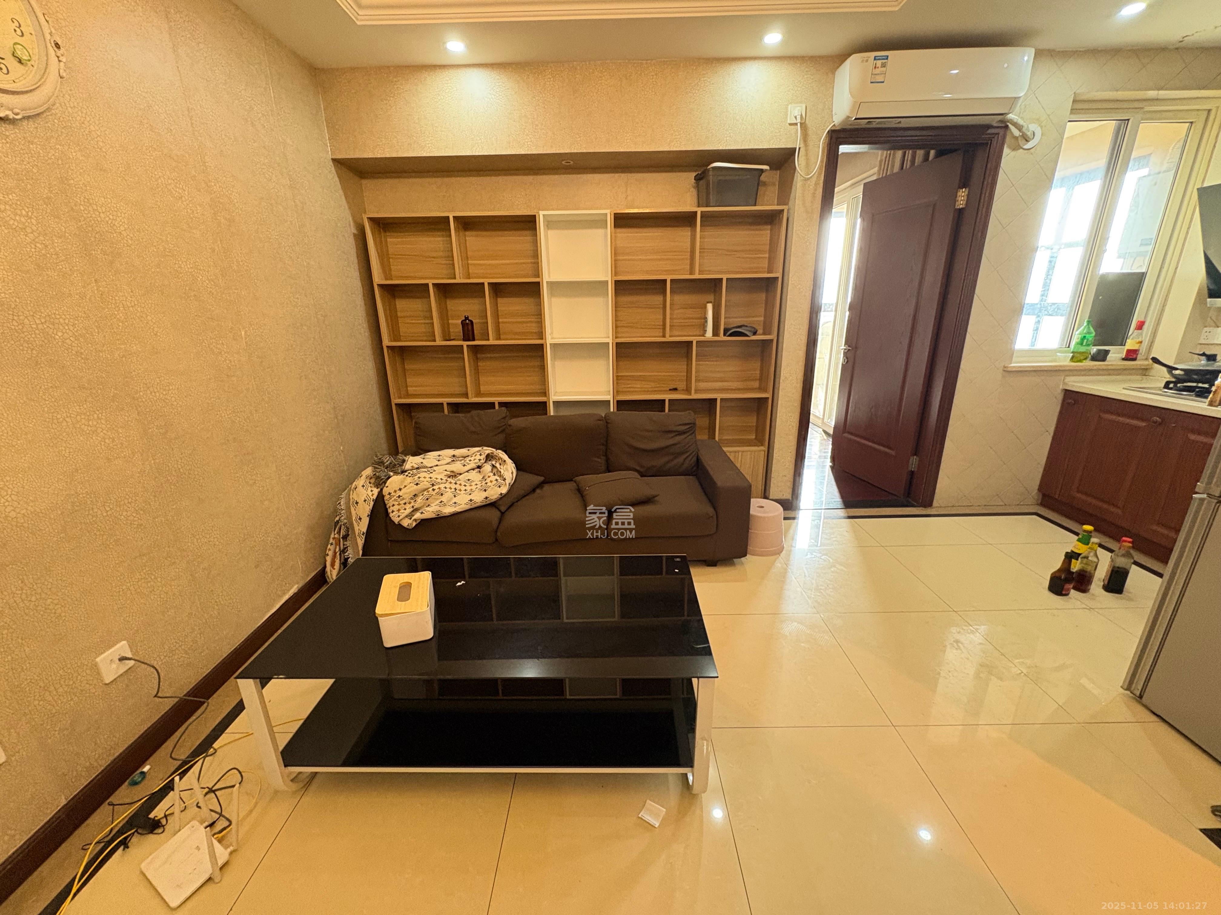 郡原居里  1室0厅1卫    1300.0元/月室内图