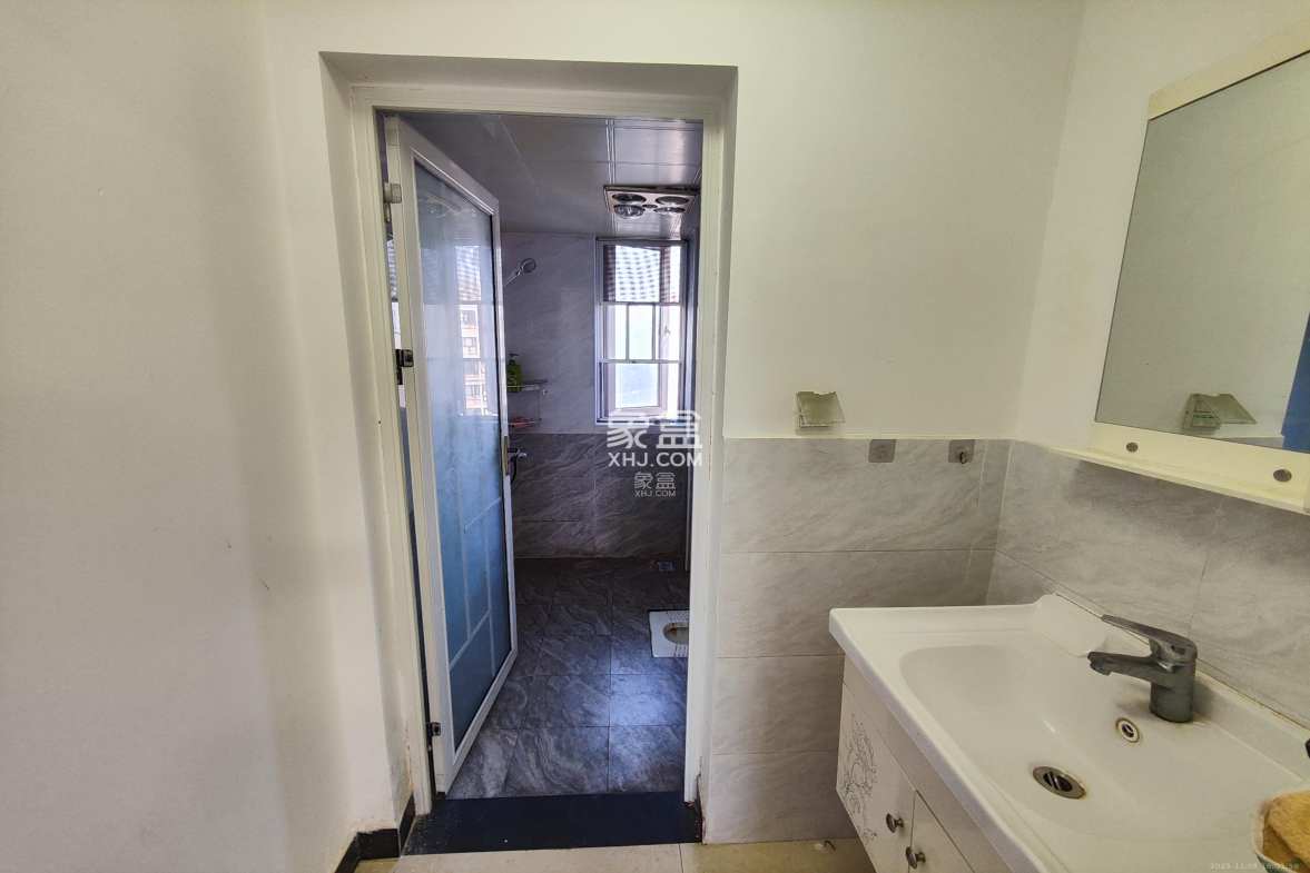 金科世界城 4室2厅2卫 2500.0元/月 金科世界城 4室2厅2卫 2500.0元/月室内图