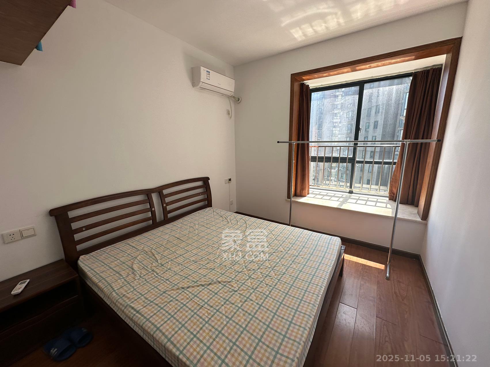 湘江世纪城临江苑  4室2厅2卫    3500.0元/月室内图