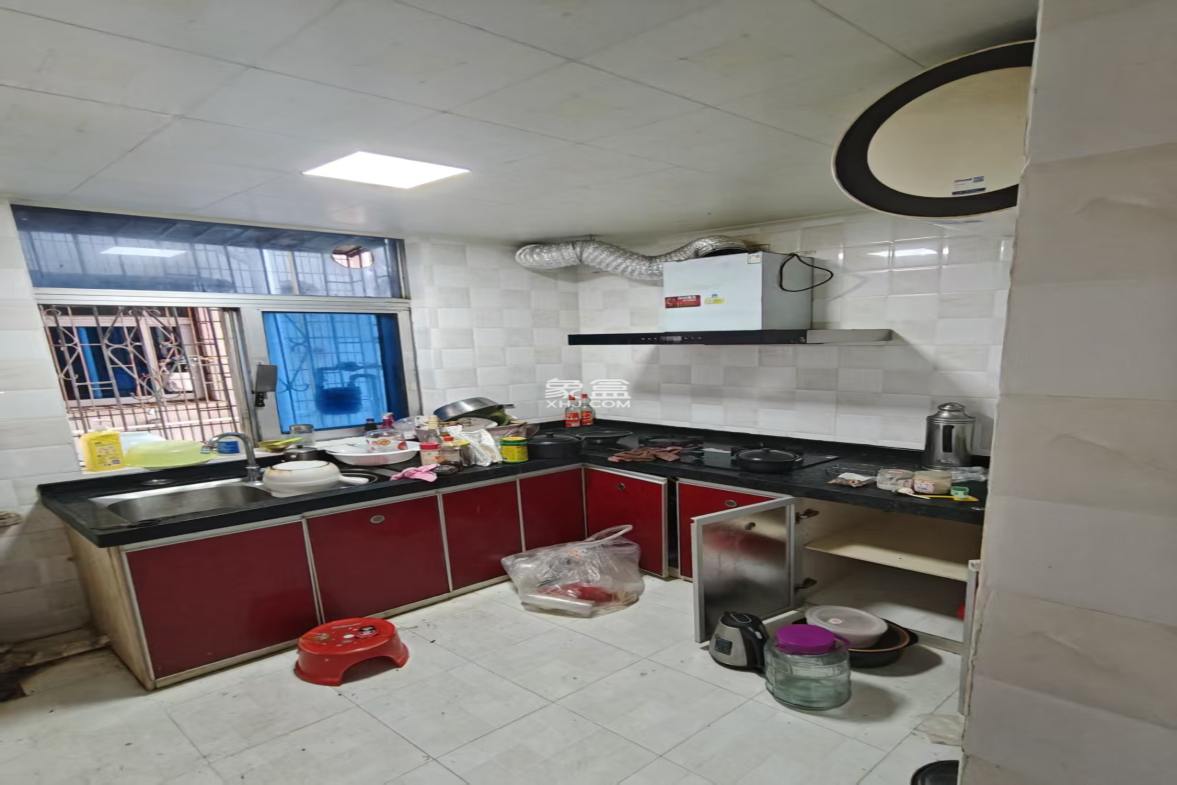 海口农行宿舍(海秀路48-1号) 3室2厅2卫 2500.0元/月 海口农行宿舍(海秀路48-1号) 3室2厅2卫 2500.0元/月户型图