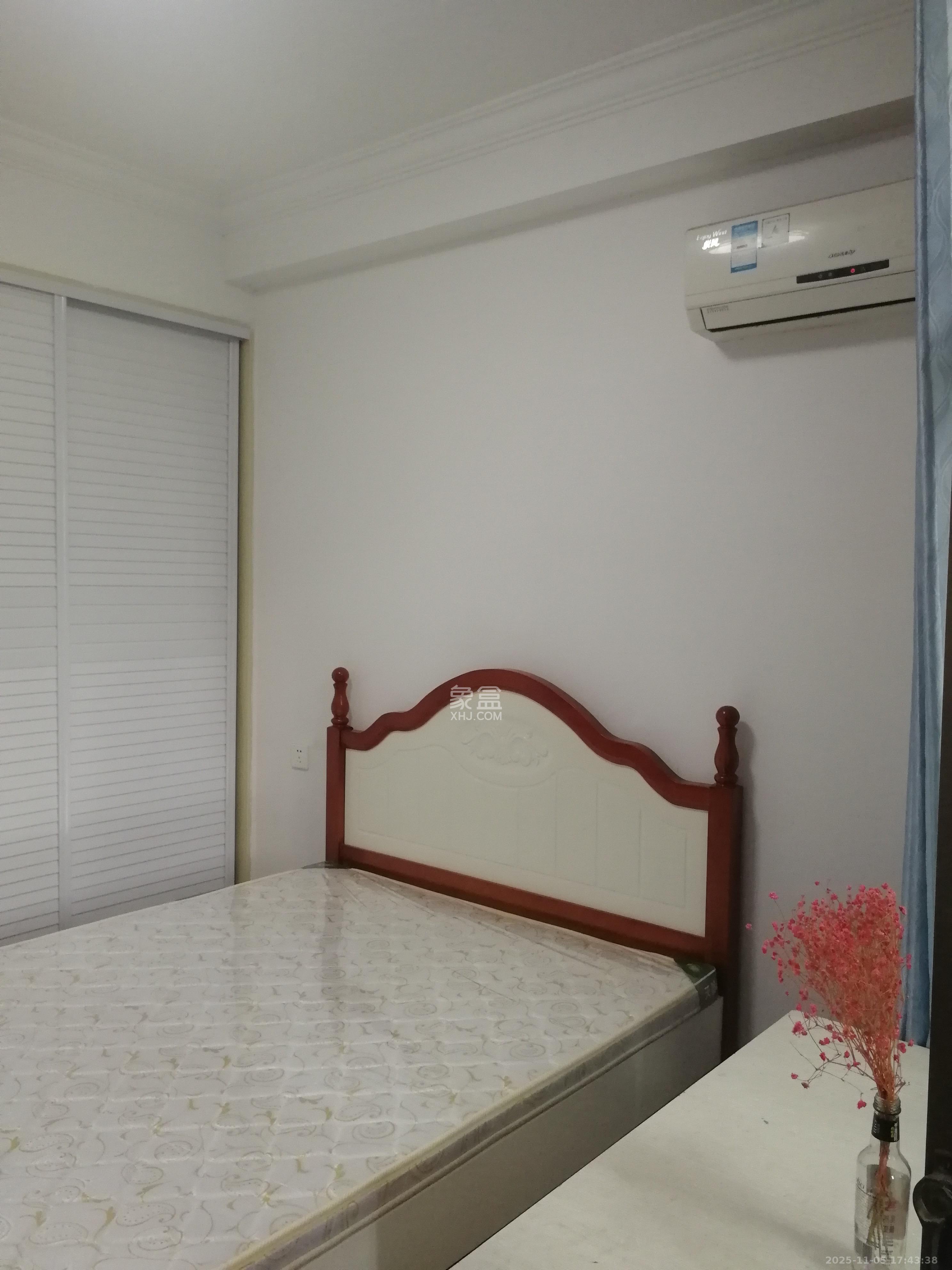 先福安置小区 2室2厅1卫 1600.0元/月 先福安置小区 2室2厅1卫 1600.0元/月室内图