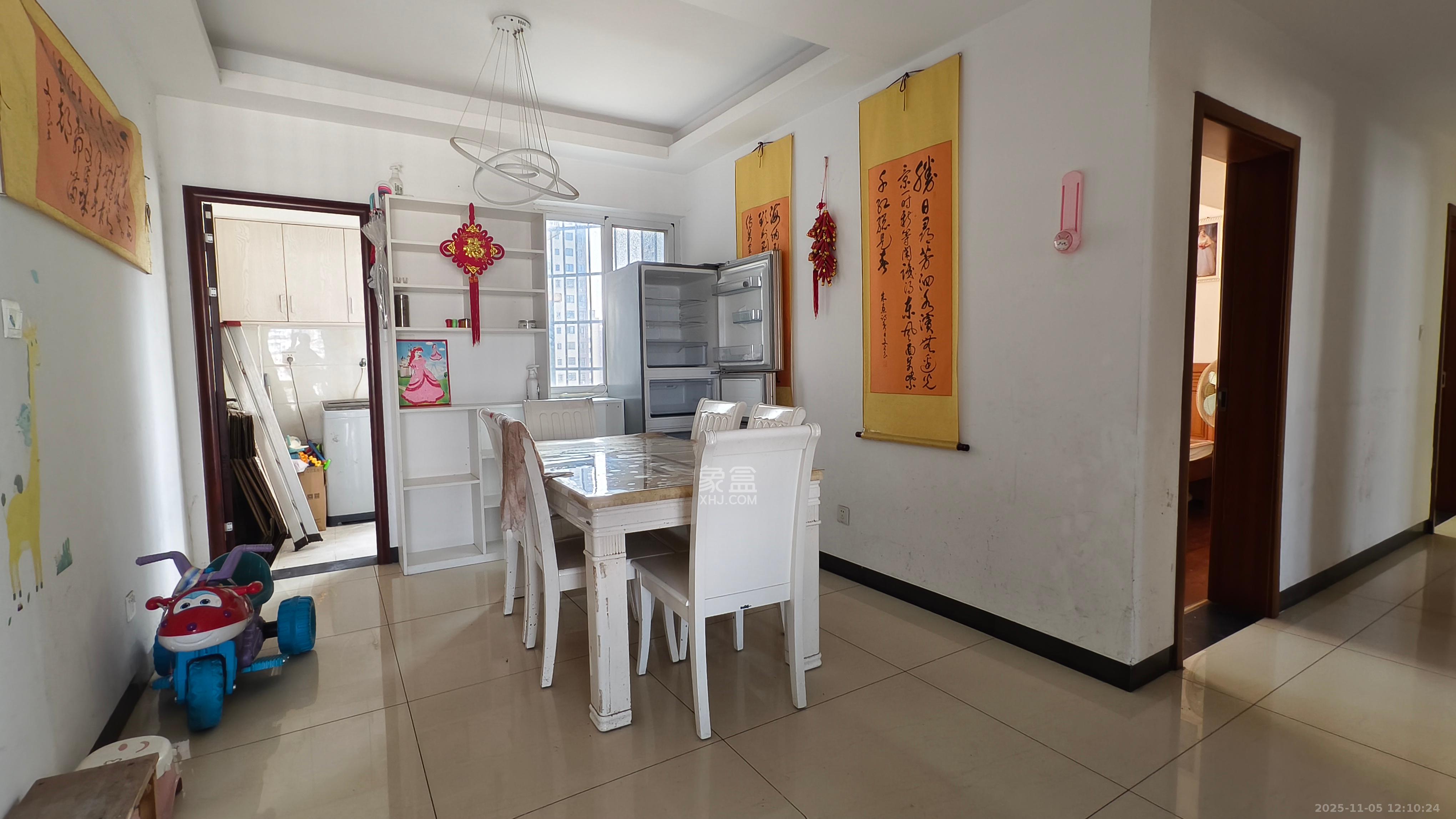 时代星城 3室2厅2卫 2400.0元/月 时代星城 3室2厅2卫 2400.0元/月室内图