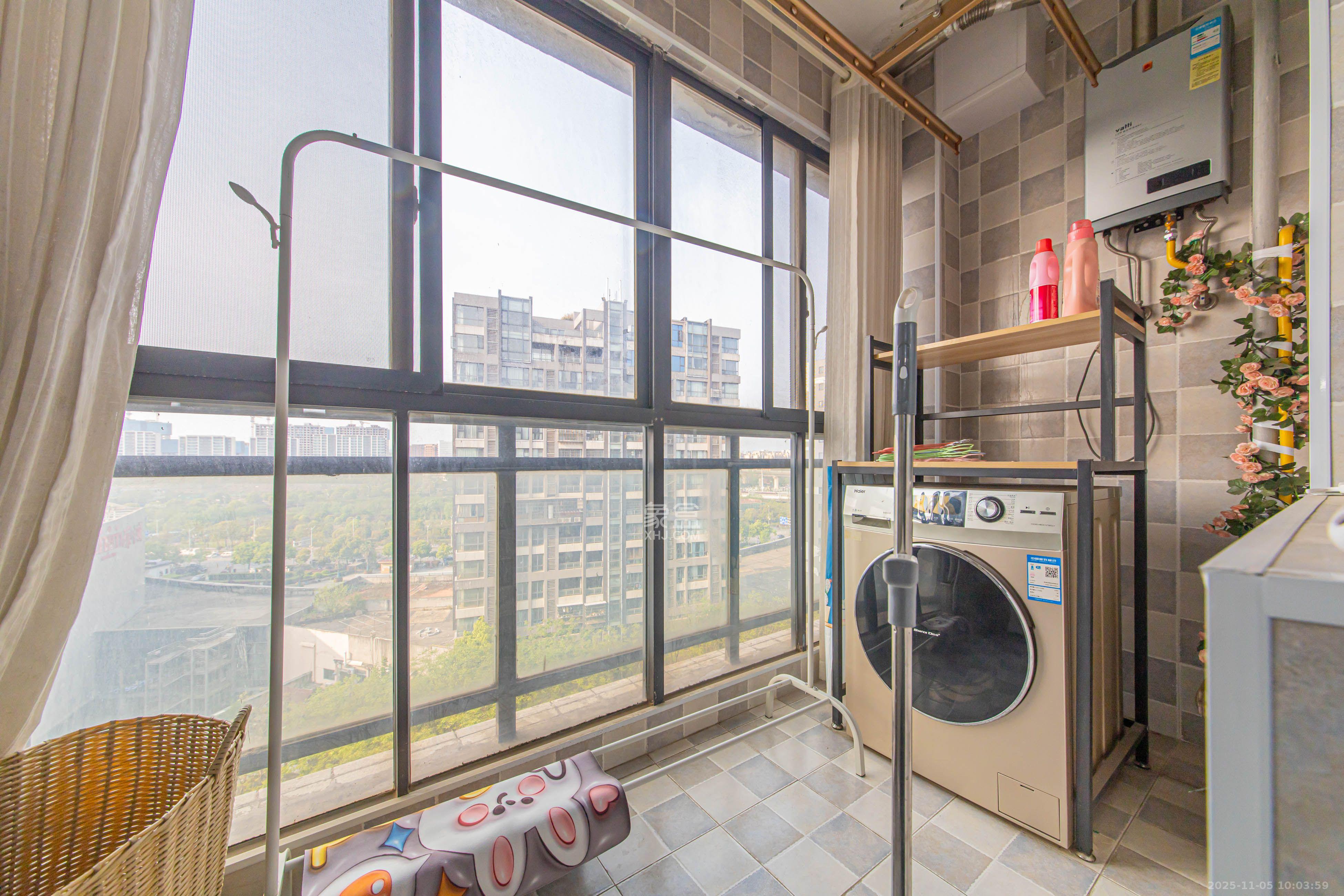 中信城市广场（中信新城一期）  2室1厅1卫    1900.0元/月室内图