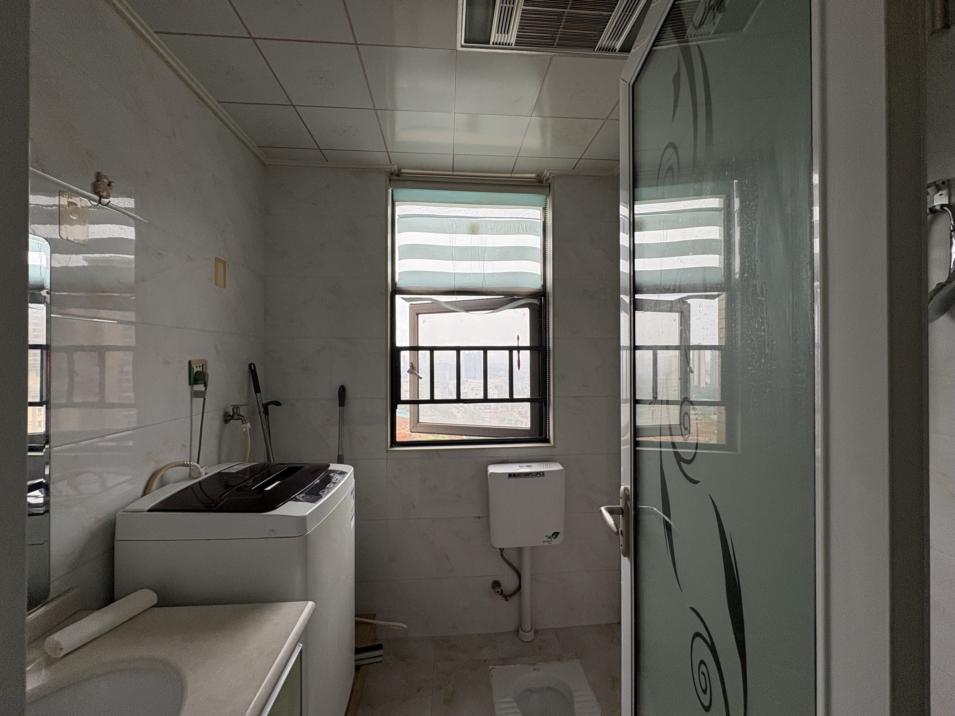 鸿浩达吉星广场(秀石街)  1室1厅1卫    800.0元/月室内图