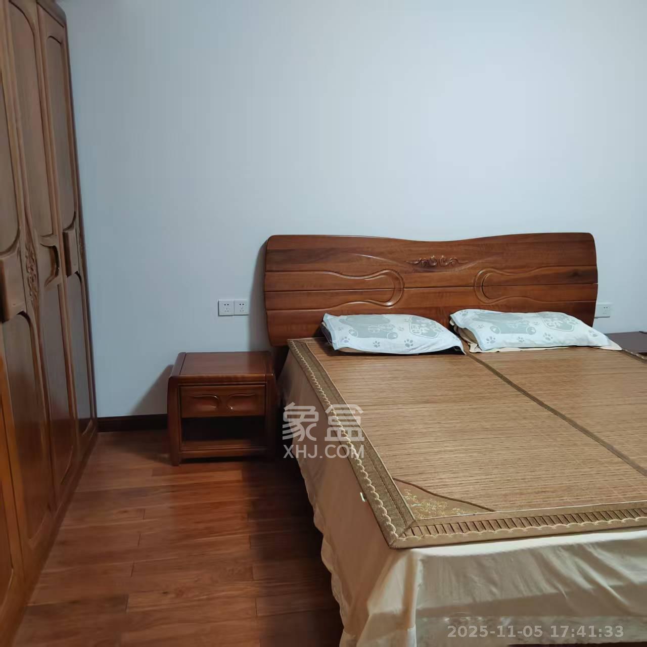 旭辉国际广场(永升商业广场) 4室2厅2卫 5500.0元/月 旭辉国际广场(永升商业广场) 4室2厅2卫 5500.0元/月室内图