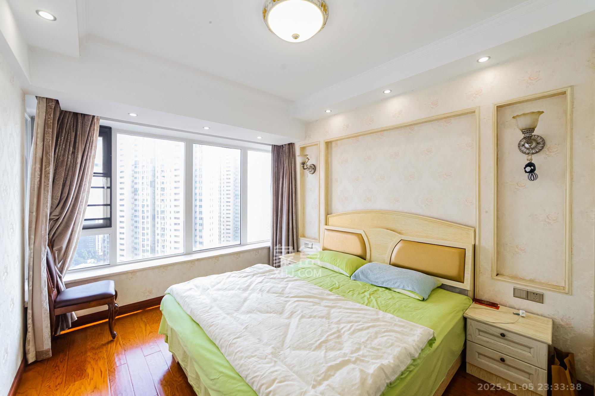 北辰三角洲E3区 3室2厅2卫 145.0万 北辰三角洲E3区 3室2厅2卫 145.0万卧室