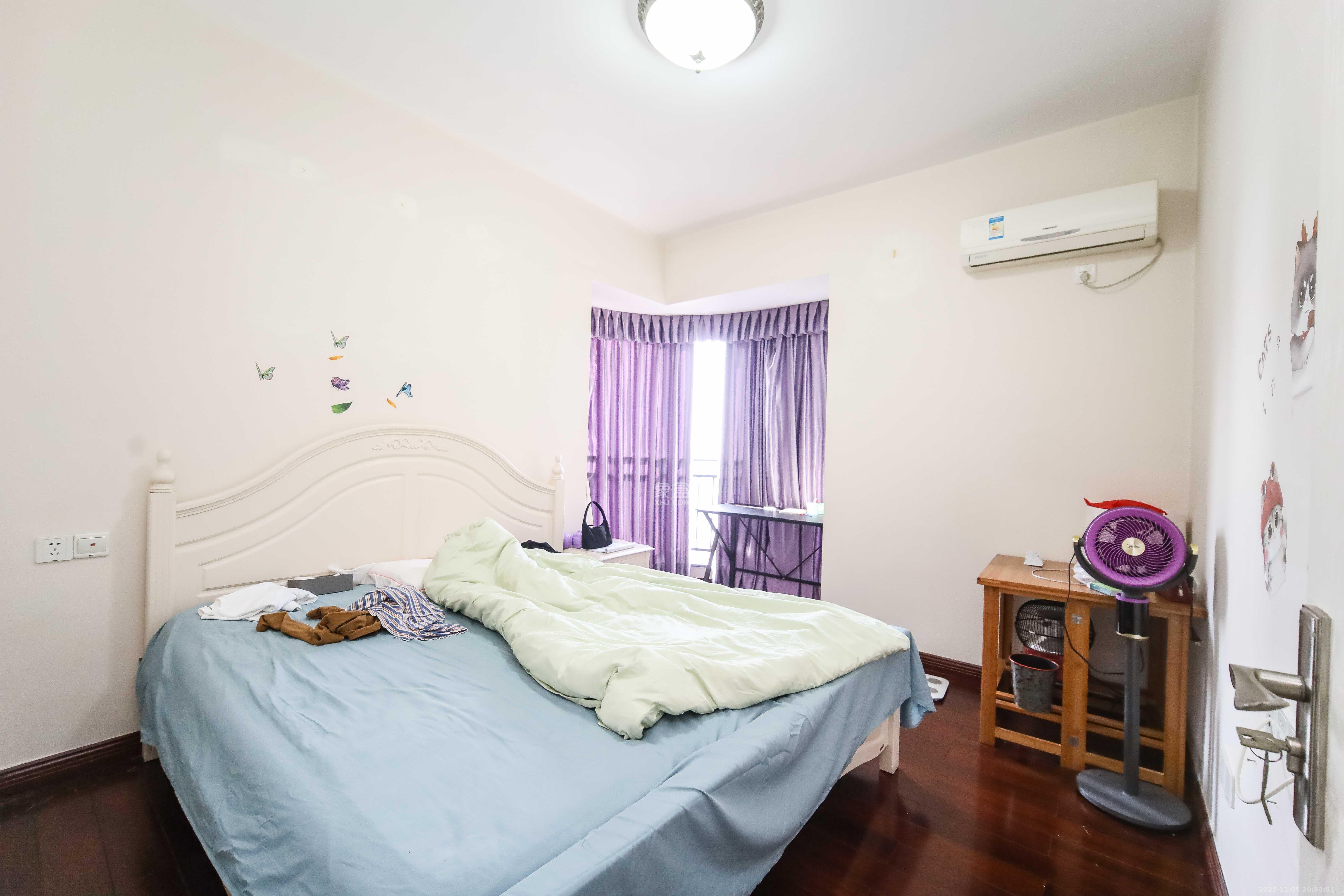 湘域熙岸 3室2厅1卫 105.0万 湘域熙岸 3室2厅1卫 105.0万卧室