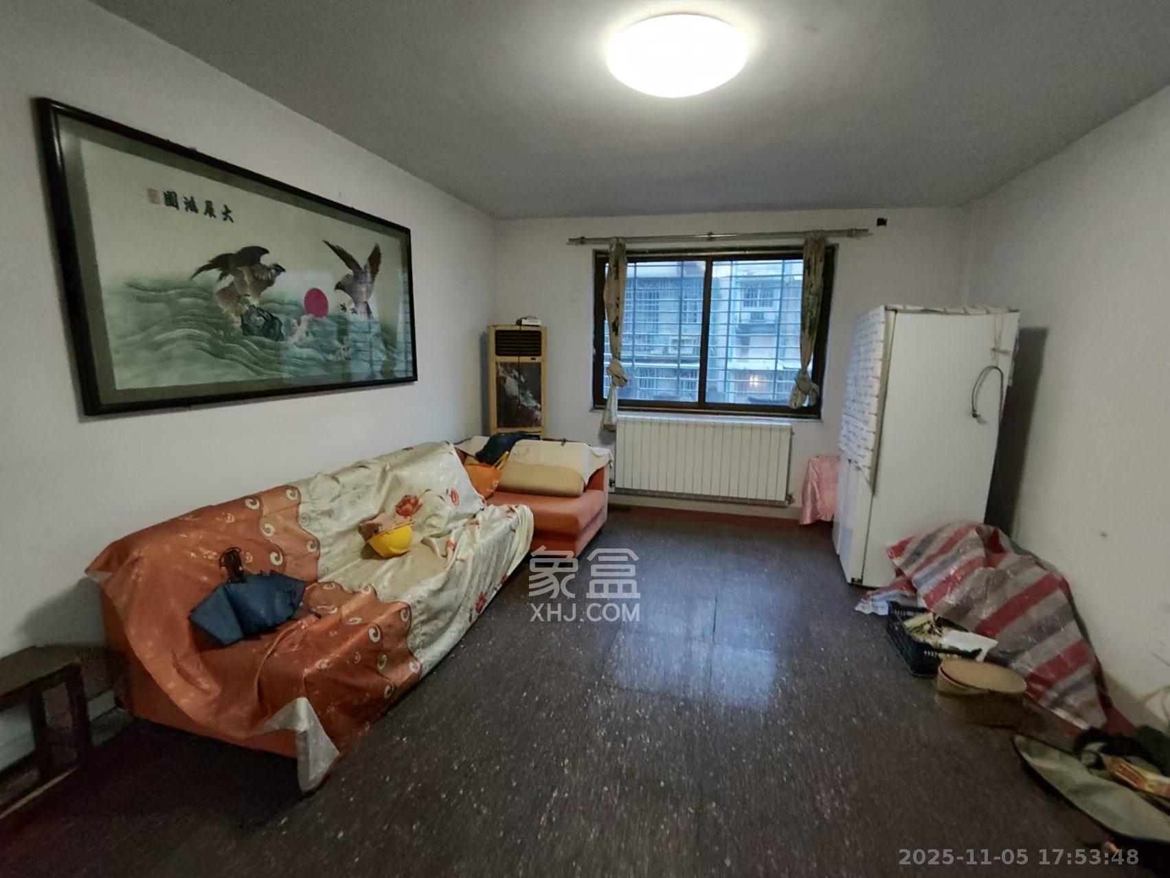 雅泰花园  2室1厅1卫    1800.0元/月