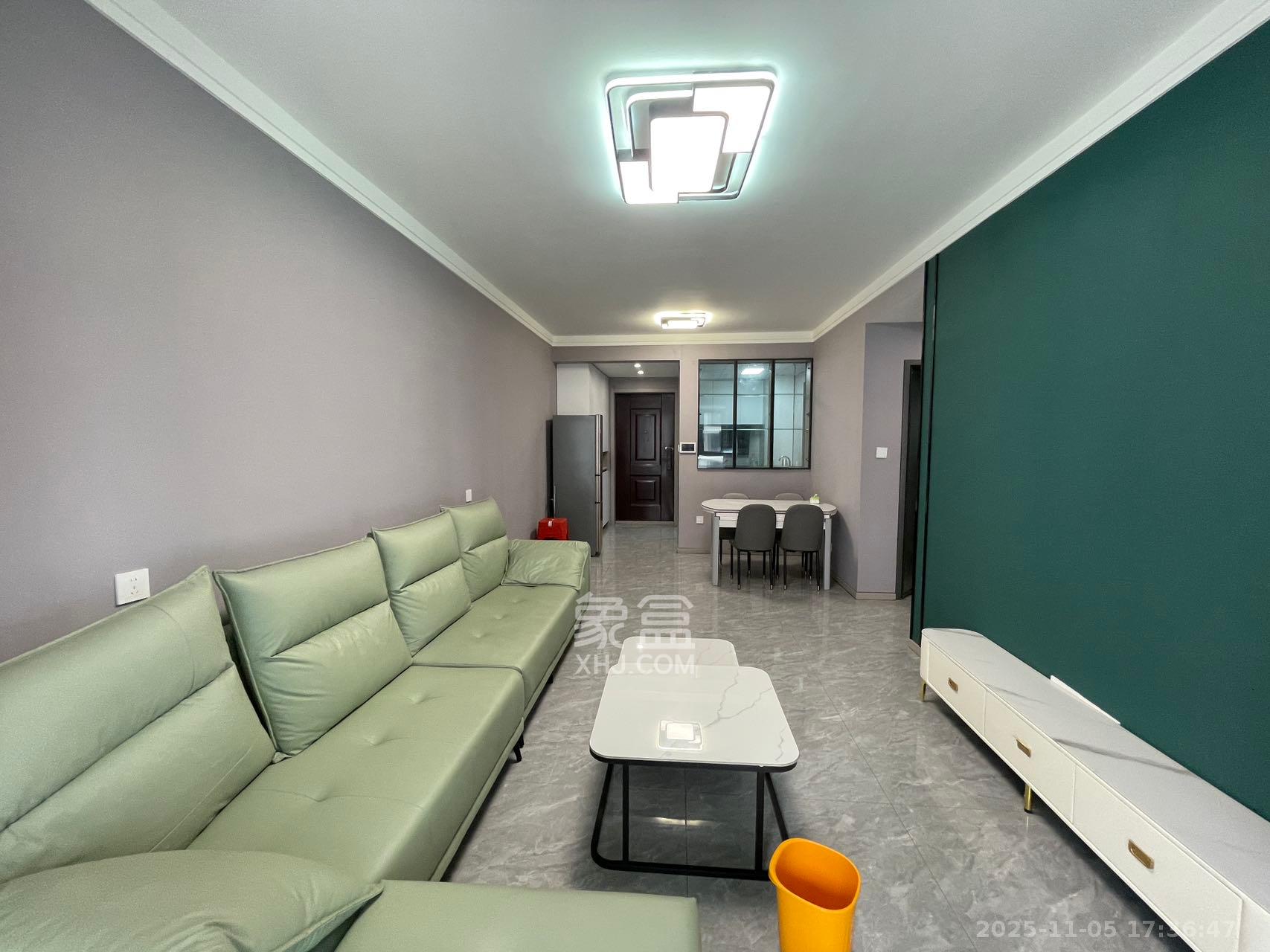 融创会展上东区 3室2厅2卫 2200.0元/月 融创会展上东区 3室2厅2卫 2200.0元/月室内图