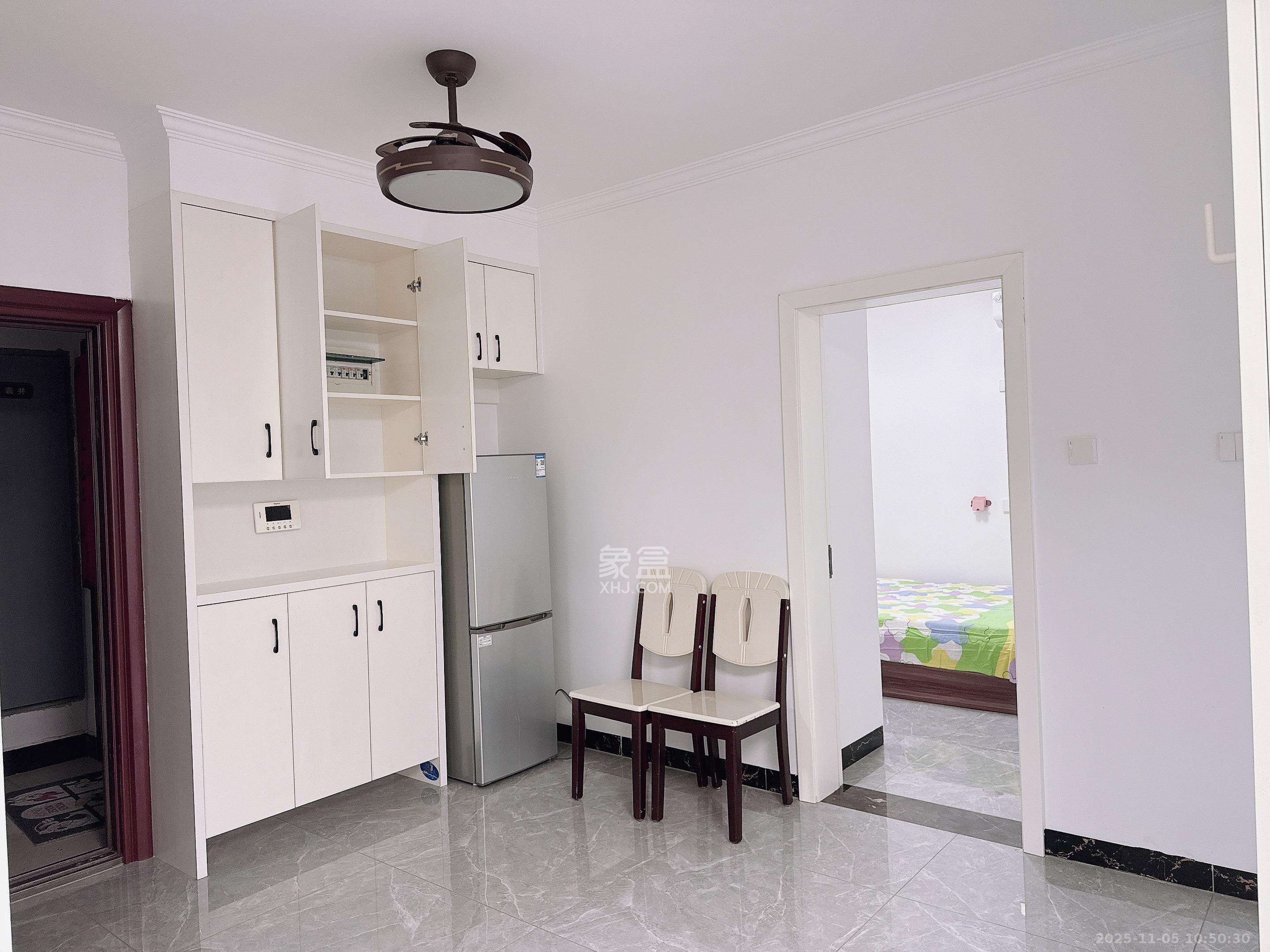 水墨林溪  2室2厅1卫    2300.0元/月室内图