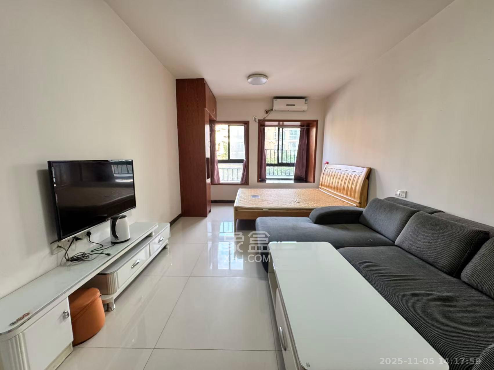 上峰苑(兰亭玥岛) 1室1厅1卫 1400.0元/月 上峰苑(兰亭玥岛) 1室1厅1卫 1400.0元/月室内图