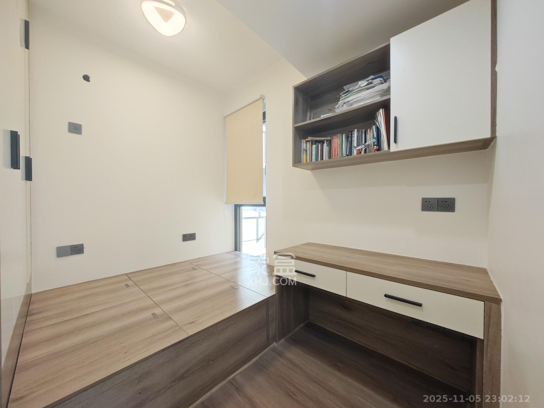 西湖鸿运佳苑 3室2厅2卫 95.0万 西湖鸿运佳苑 3室2厅2卫 95.0万卧室