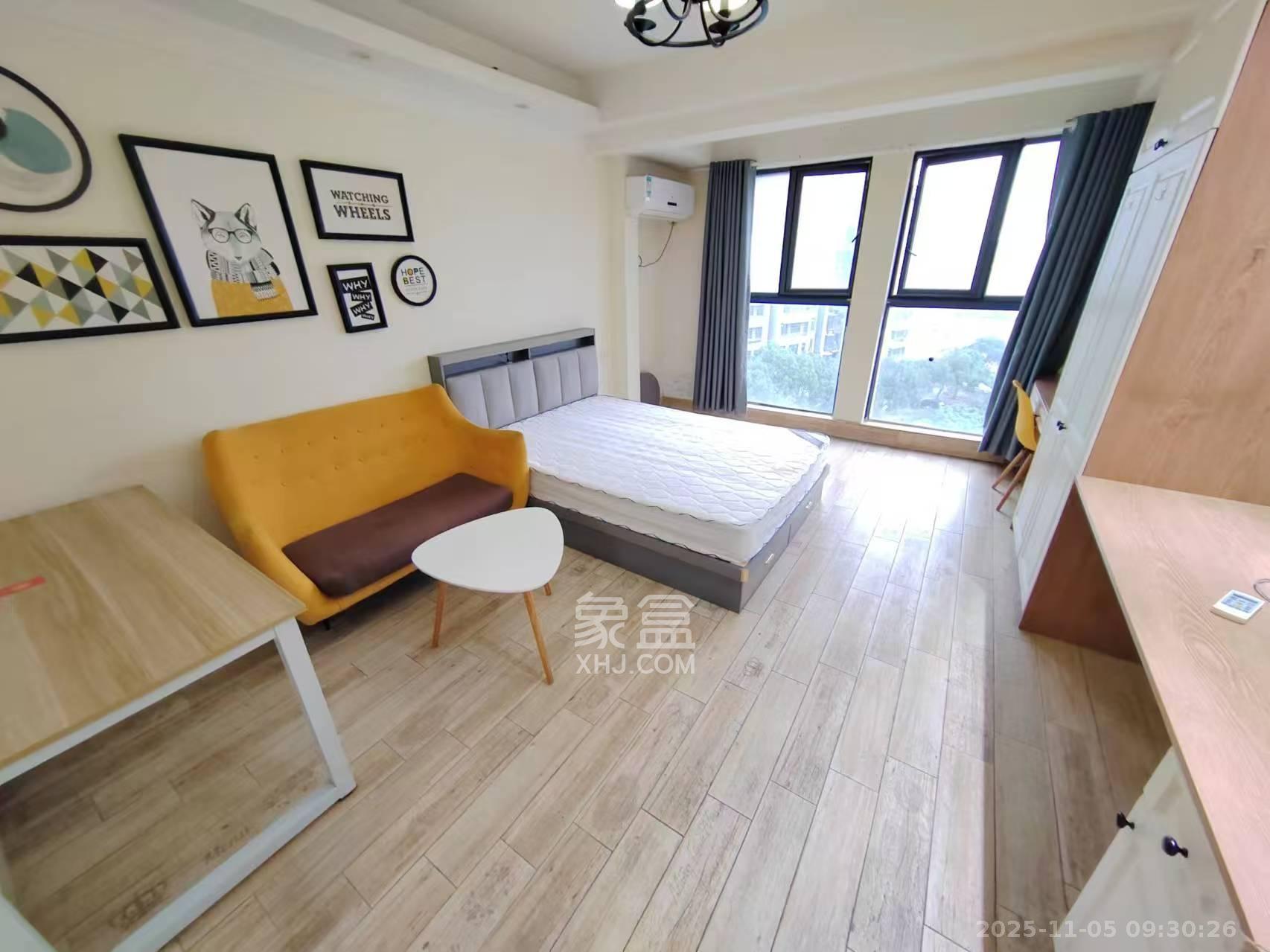 鑫远微中心  1室1厅1卫    1300.0元/月室内图