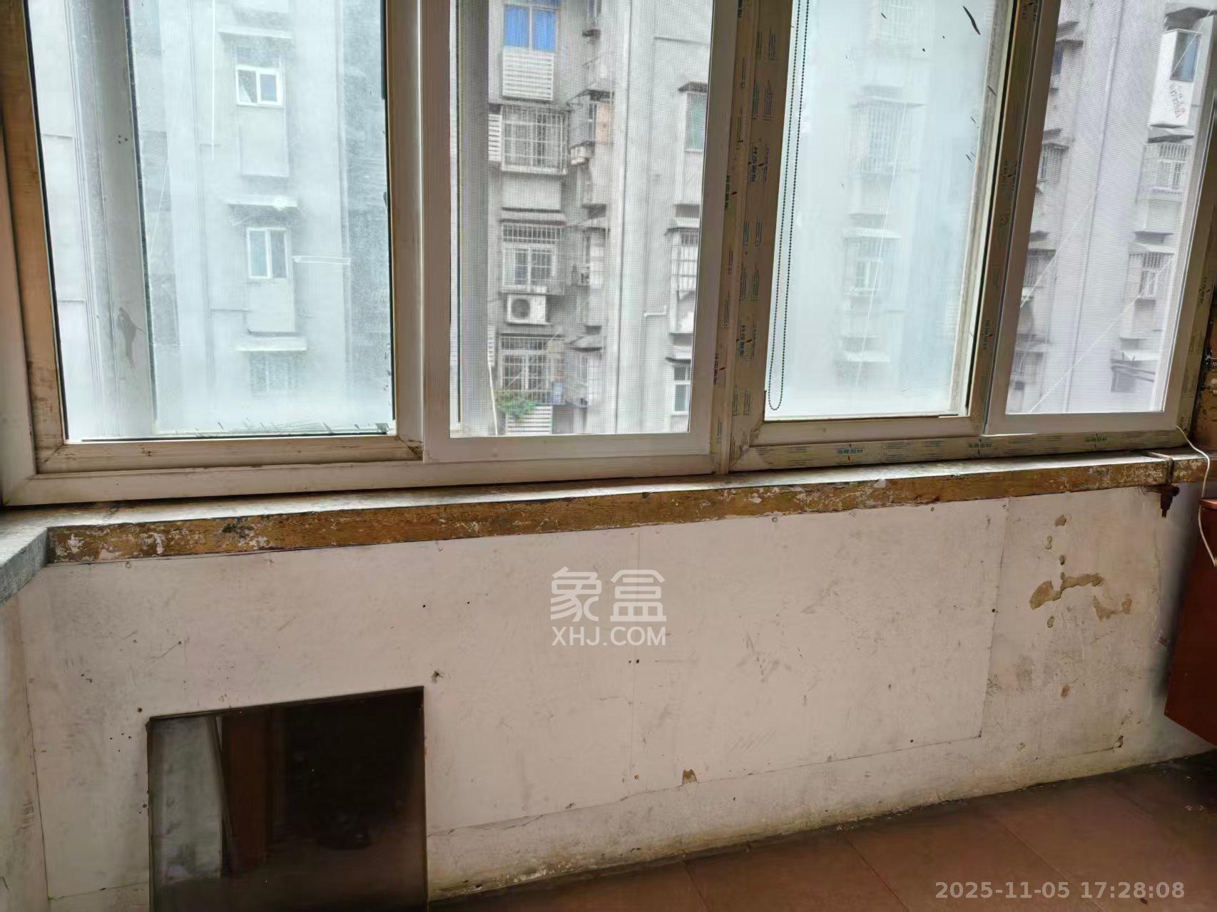 砂子塘长沙电机厂宿舍 2室1厅1卫 1300.0元/月 砂子塘长沙电机厂宿舍 2室1厅1卫 1300.0元/月室内图