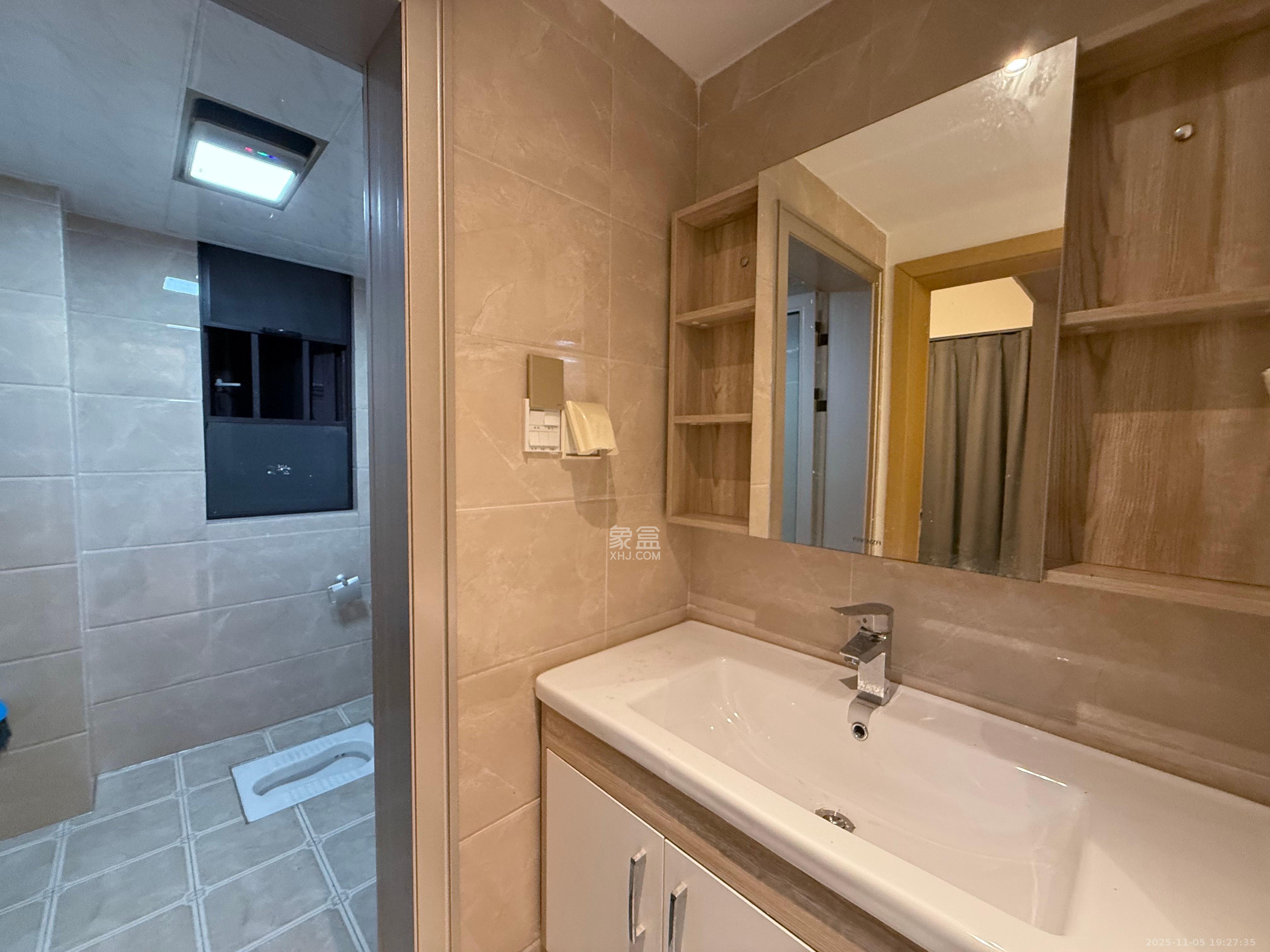 尚鑫海悦(新长海尚海城) 3室2厅1卫 2200.0元/月 尚鑫海悦(新长海尚海城) 3室2厅1卫 2200.0元/月室内图