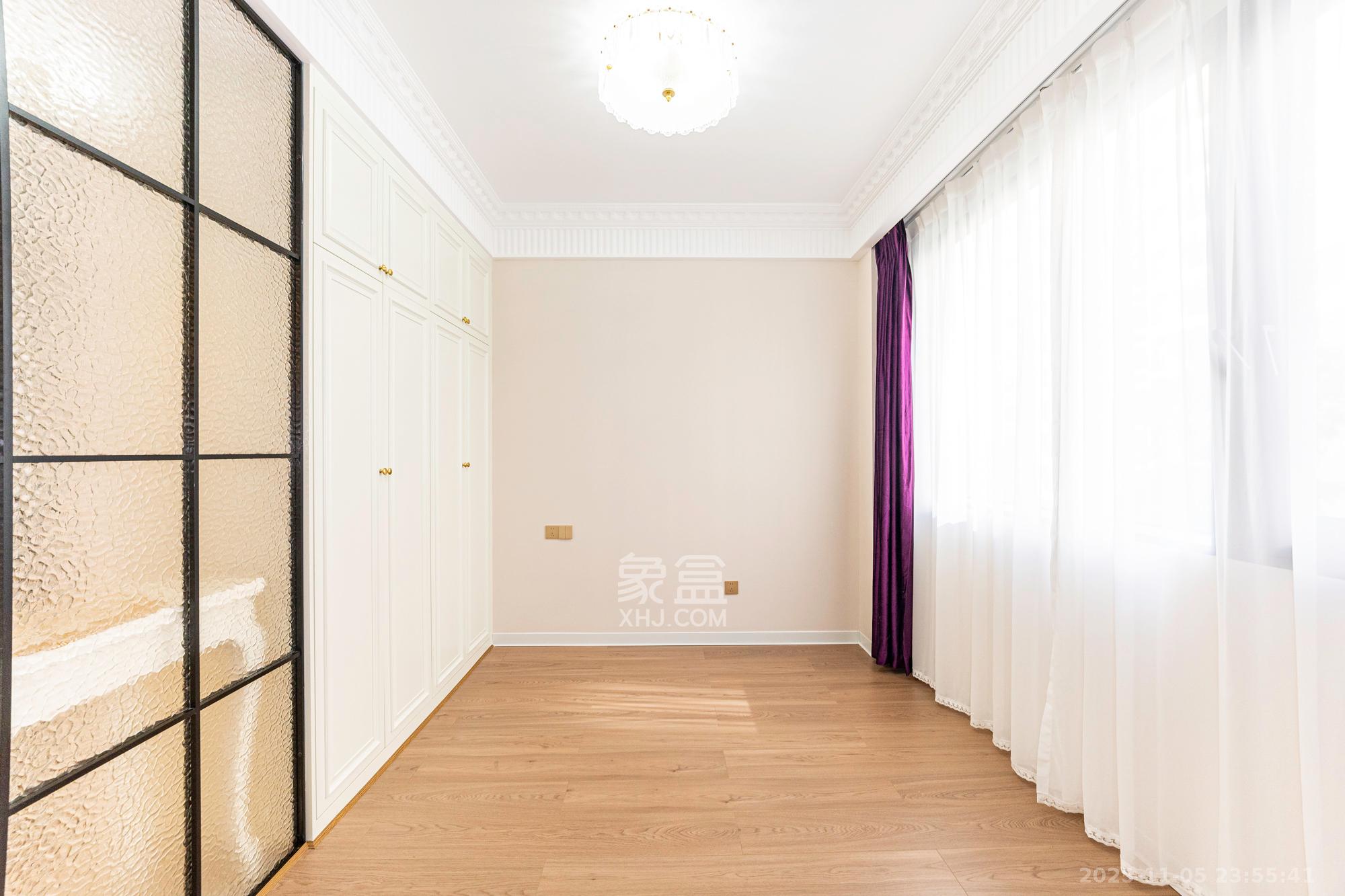 和顺府 4室2厅3卫 189.8万 和顺府 4室2厅3卫 189.8万卧室