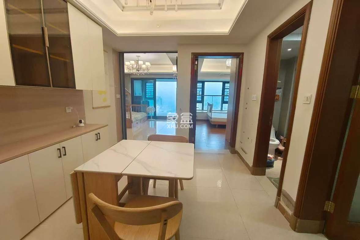 恒大美丽沙天璟湾 1室2厅1卫 2500.0元/月 恒大美丽沙天璟湾 1室2厅1卫 2500.0元/月室内图