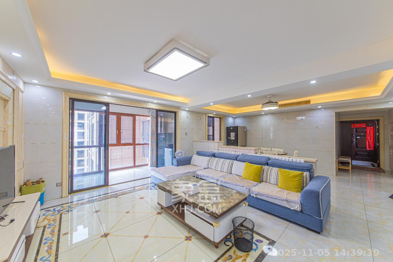 鑫远悦城（鑫远悦时代）  4室2厅2卫    2800.0元/月