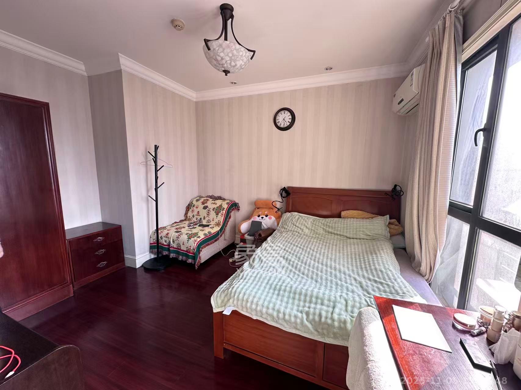 郡原广场 1室1厅1卫 1500.0元/月 郡原广场 1室1厅1卫 1500.0元/月室内图