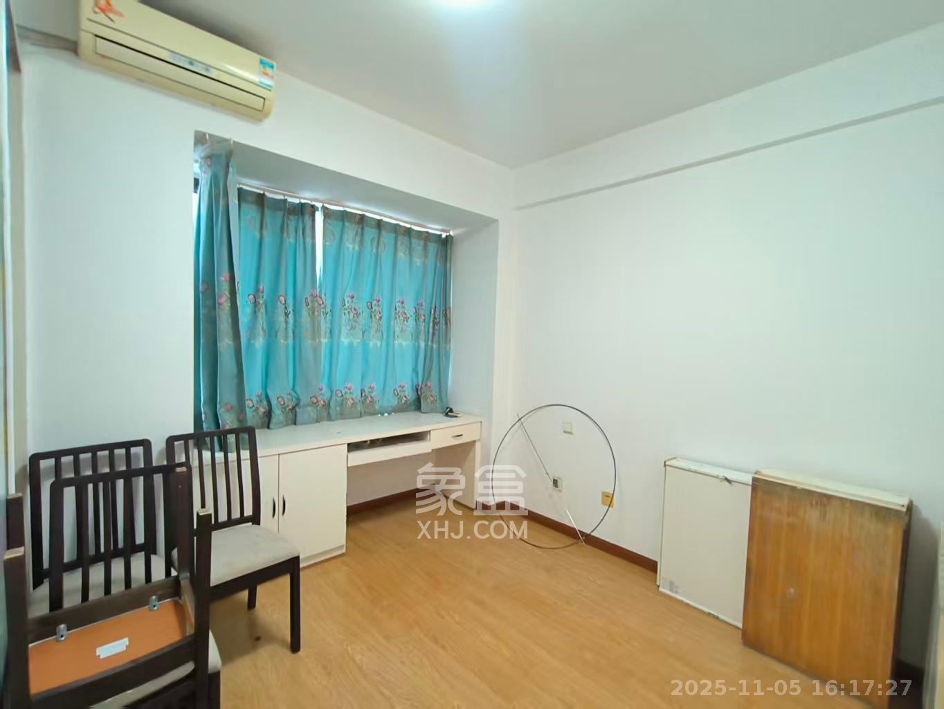 湘域中央 2室1厅1卫 3200.0元/月 湘域中央 2室1厅1卫 3200.0元/月室内图