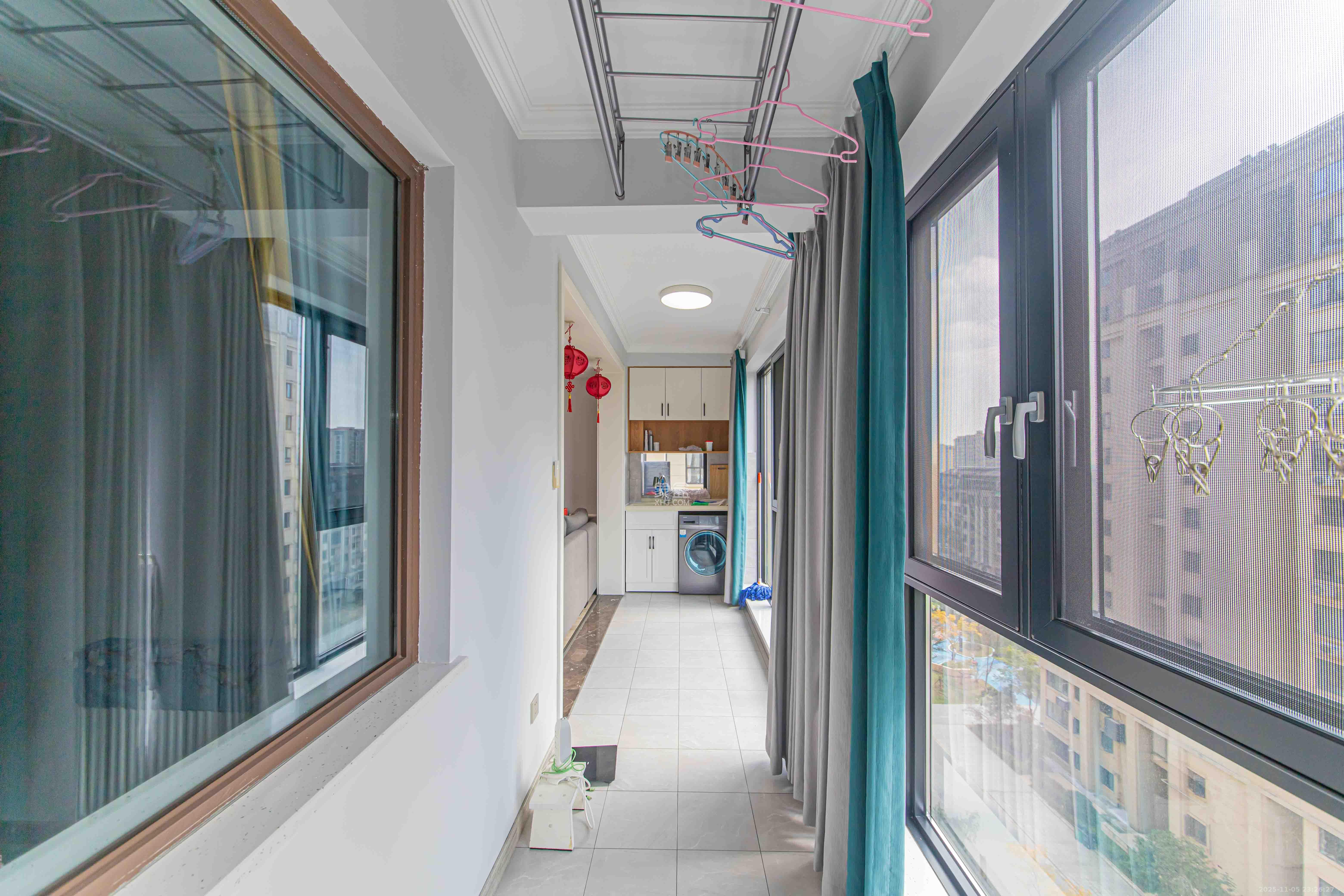 大唐印象二期御府 3室2厅2卫 132.0万 大唐印象二期御府 3室2厅2卫 132.0万阳台