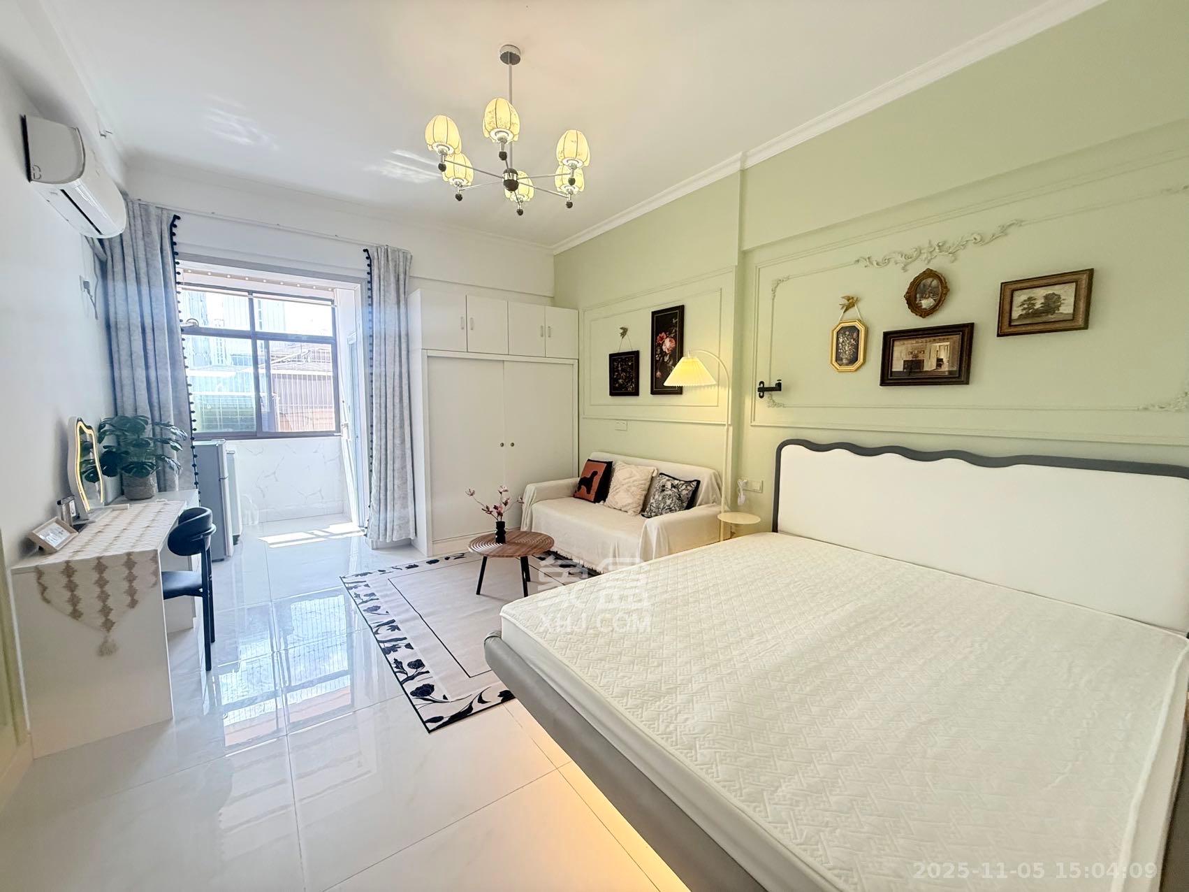 国泰九龙湾 1室0厅0卫 1700.0元/月 国泰九龙湾 1室0厅0卫 1700.0元/月室内图