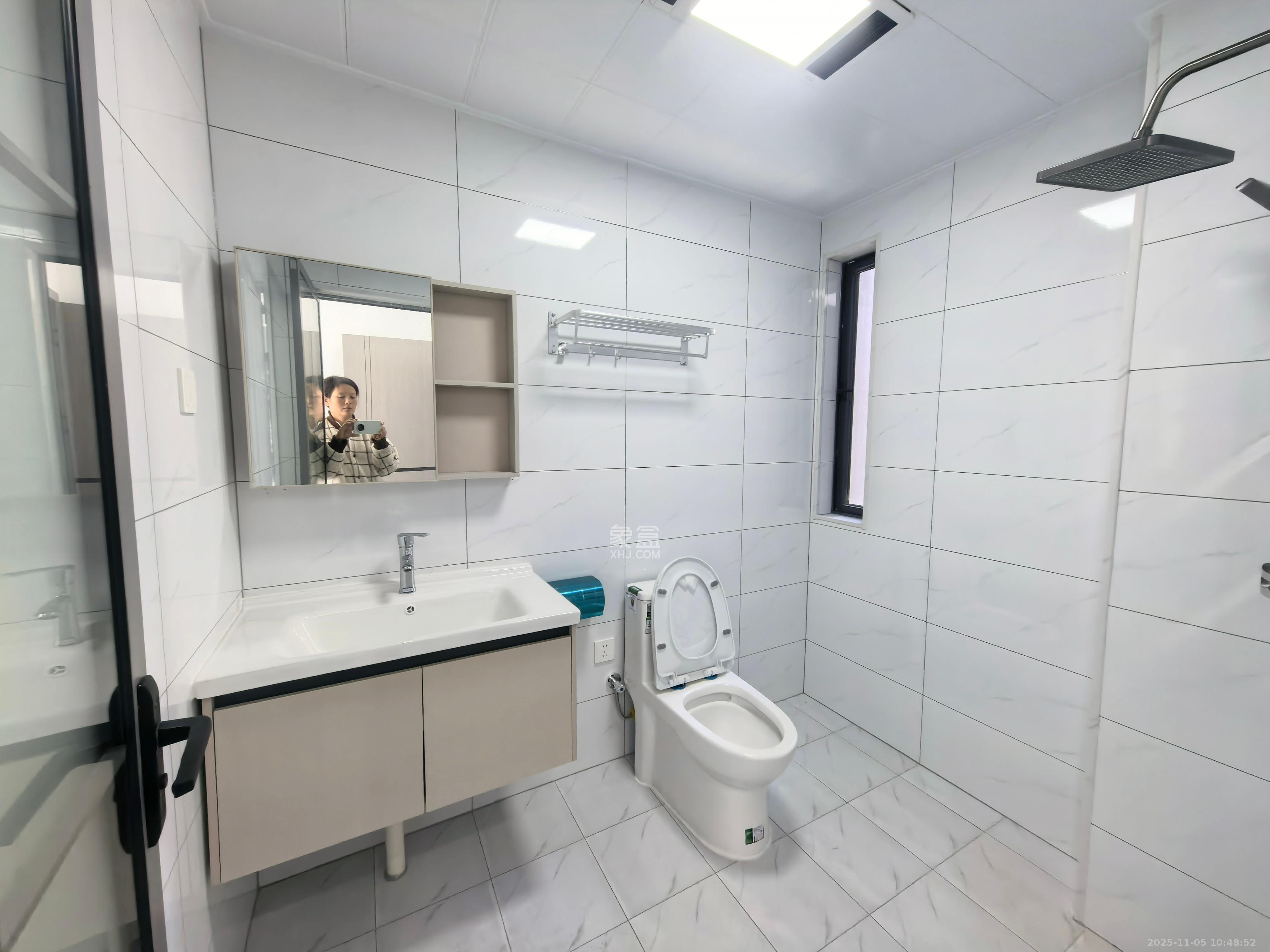 润和星河玥 3室2厅2卫 2800.0元/月 润和星河玥 3室2厅2卫 2800.0元/月室内图