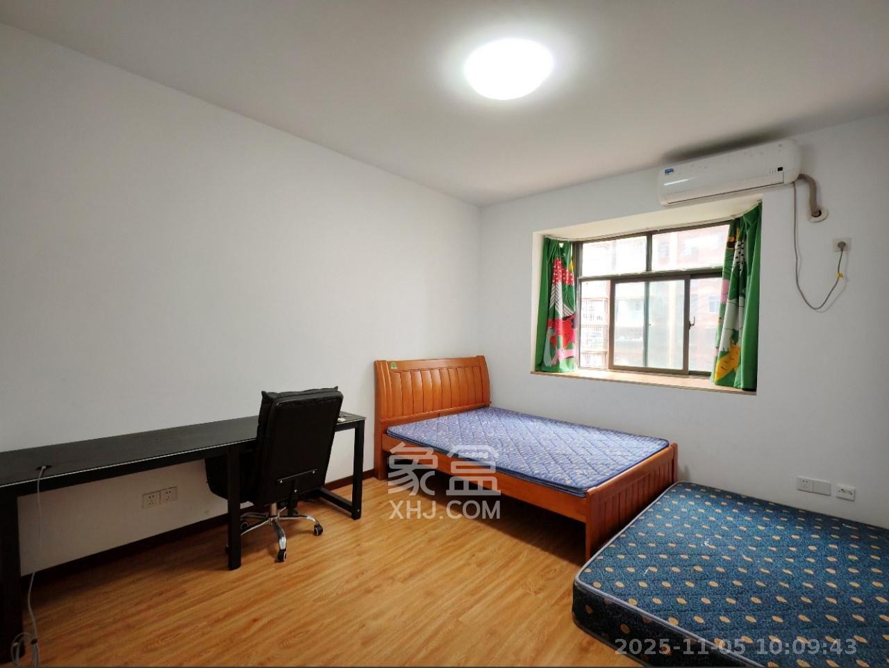 恒盛世家 3室2厅2卫 2300.0元/月 恒盛世家 3室2厅2卫 2300.0元/月室内图