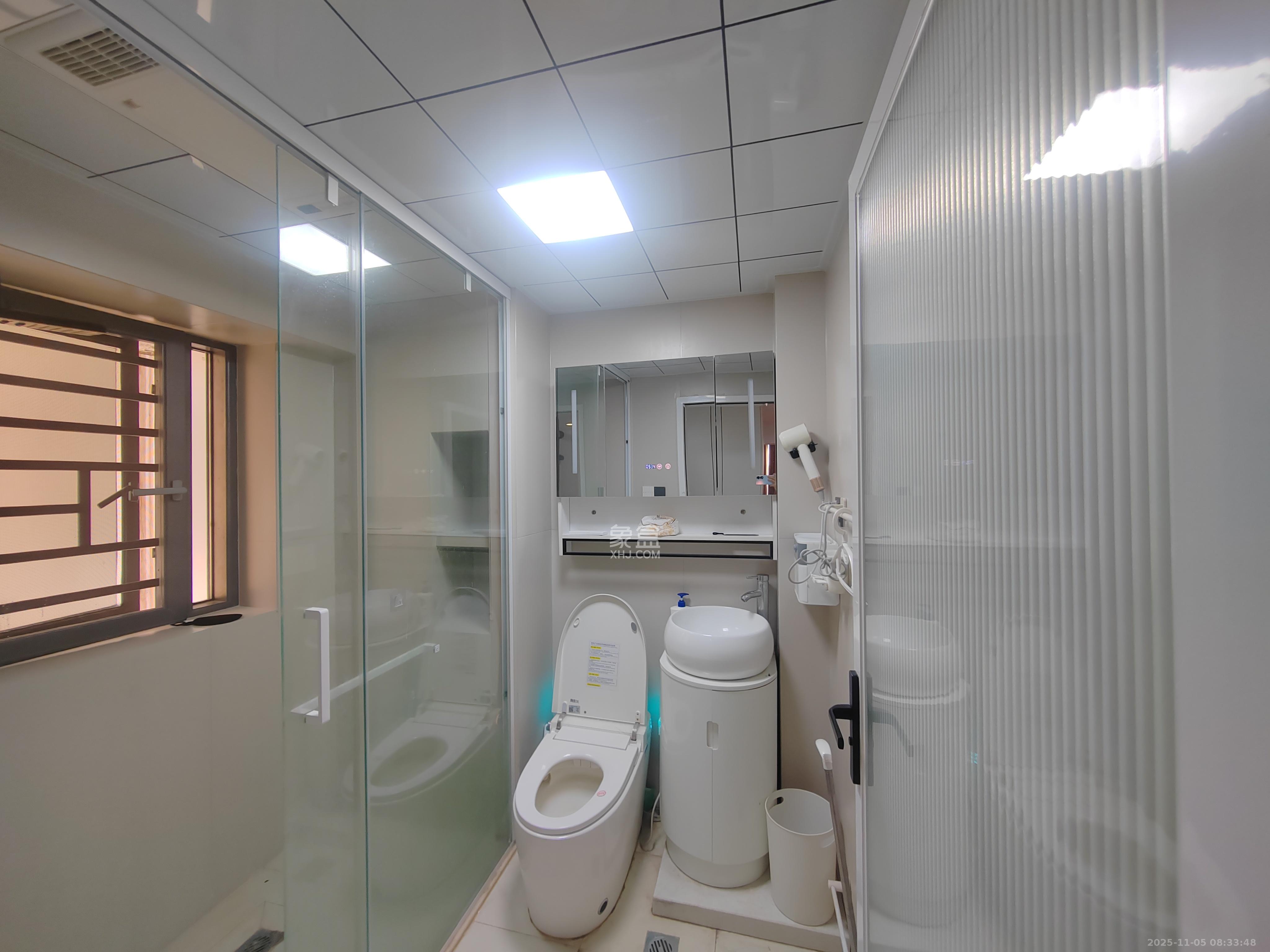 在水一方  4室2厅3卫    4000.0元/月室内图