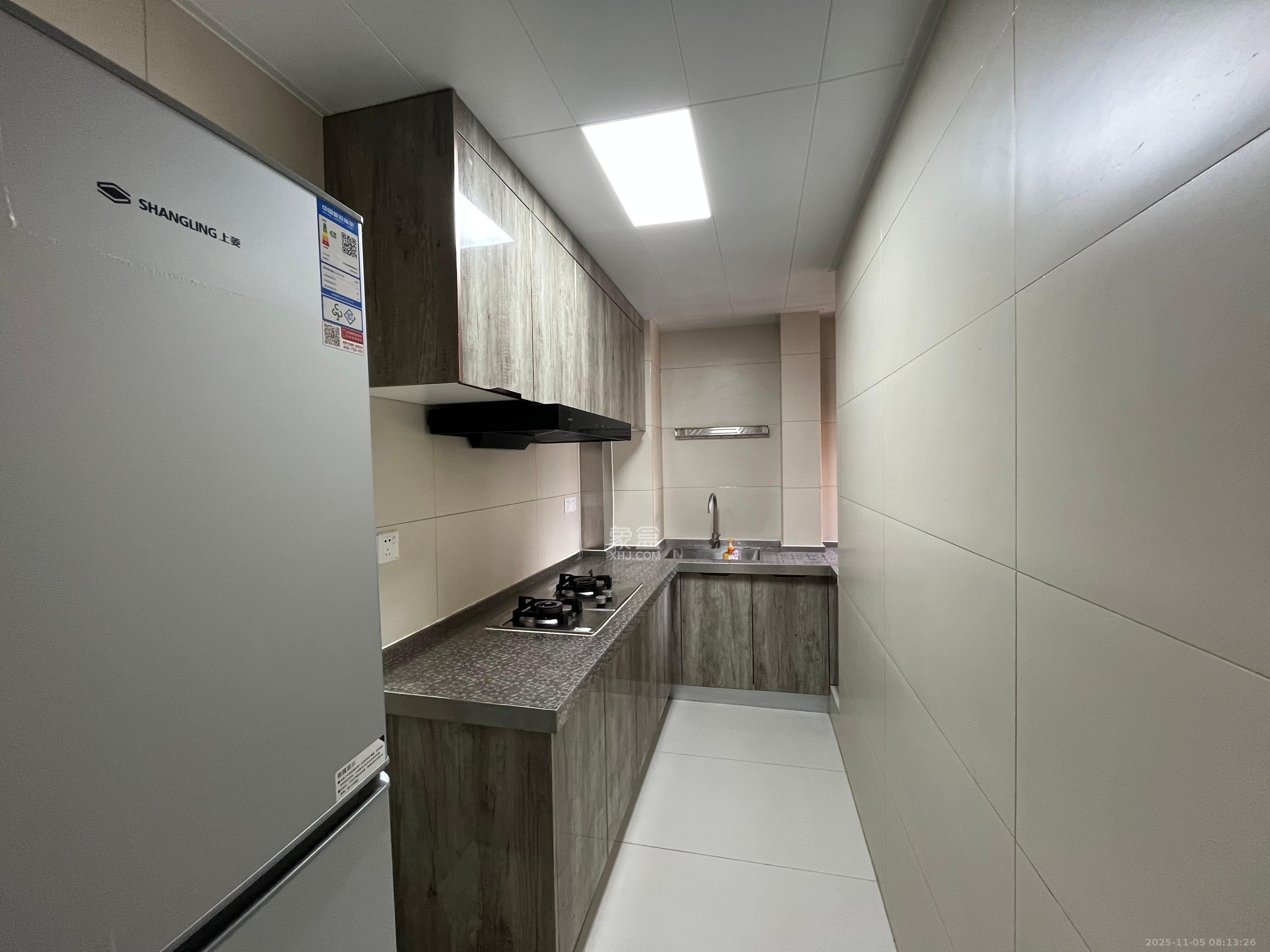 东岸梅园小区  2室1厅1卫    2300.0元/月室内图