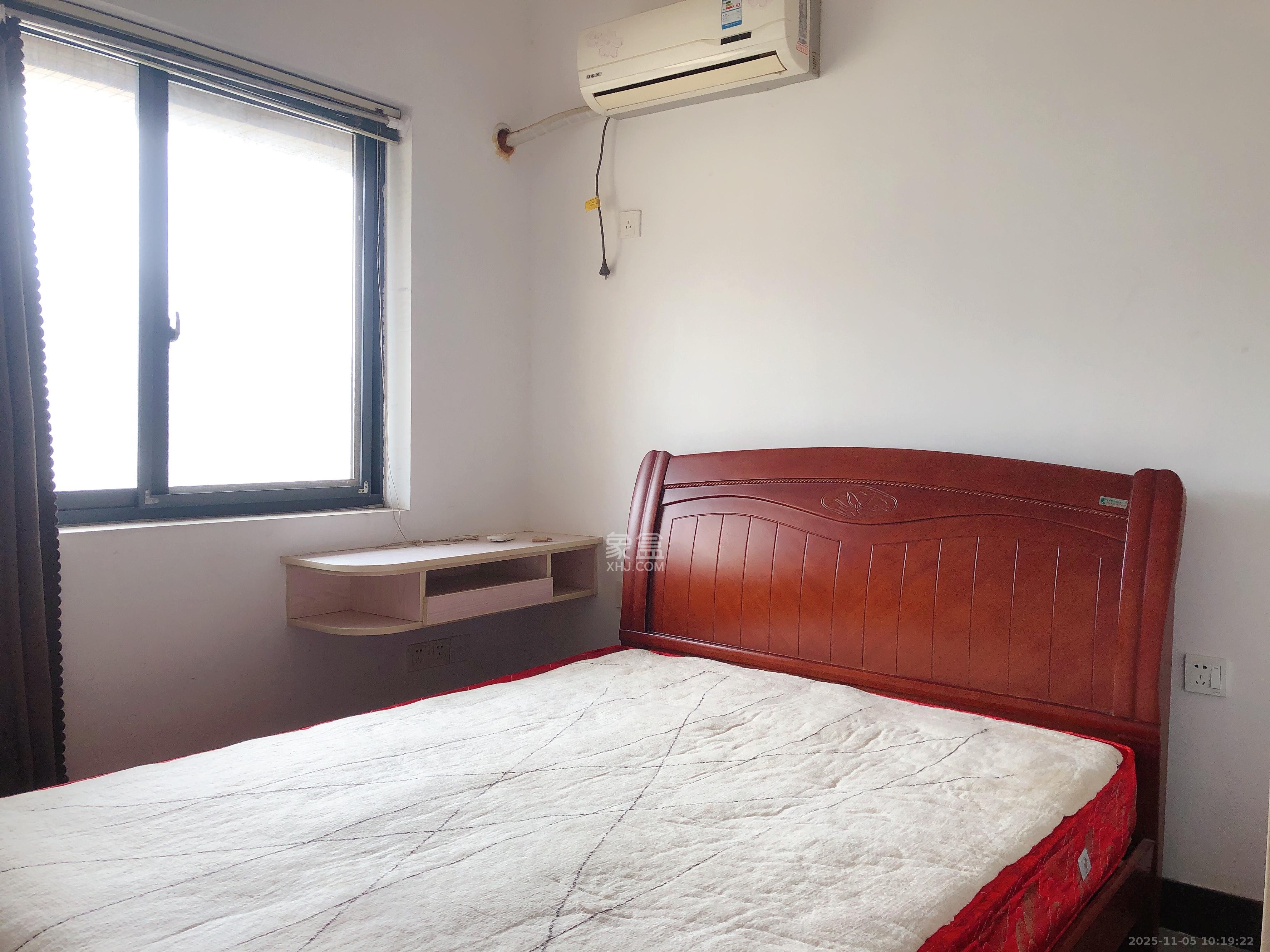 上峰苑（兰亭玥岛）  2室2厅1卫    2000.0元/月室内图